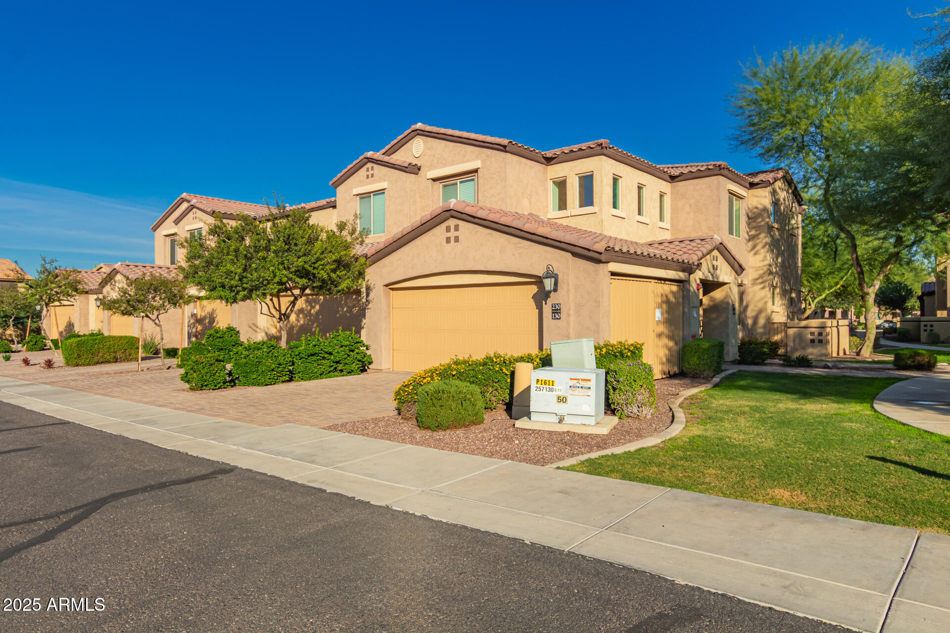 250 W QUEEN CREEK Road 130