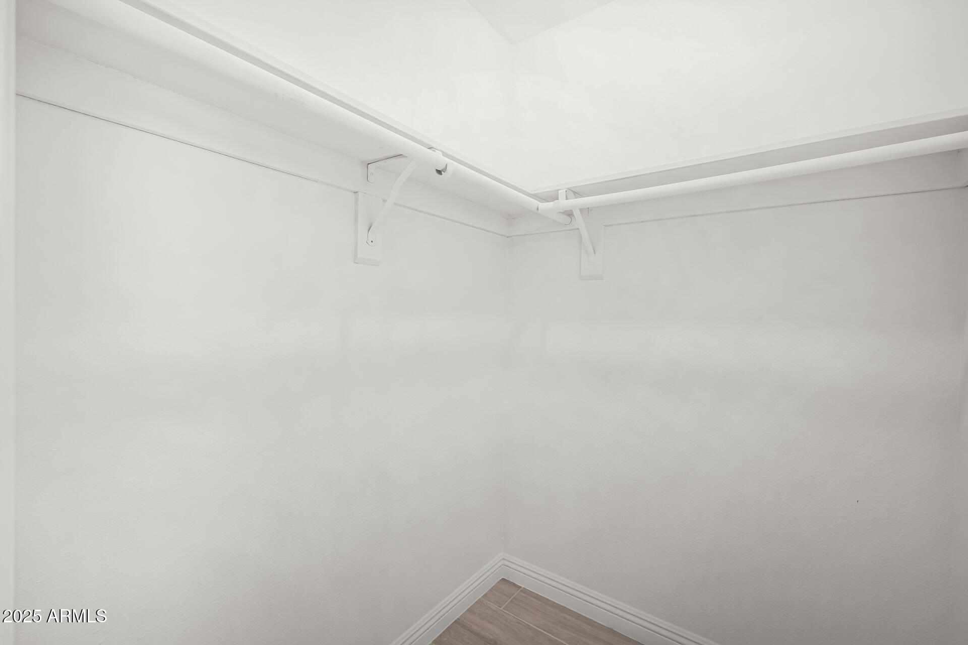 4328 W ALTADENA Avenue