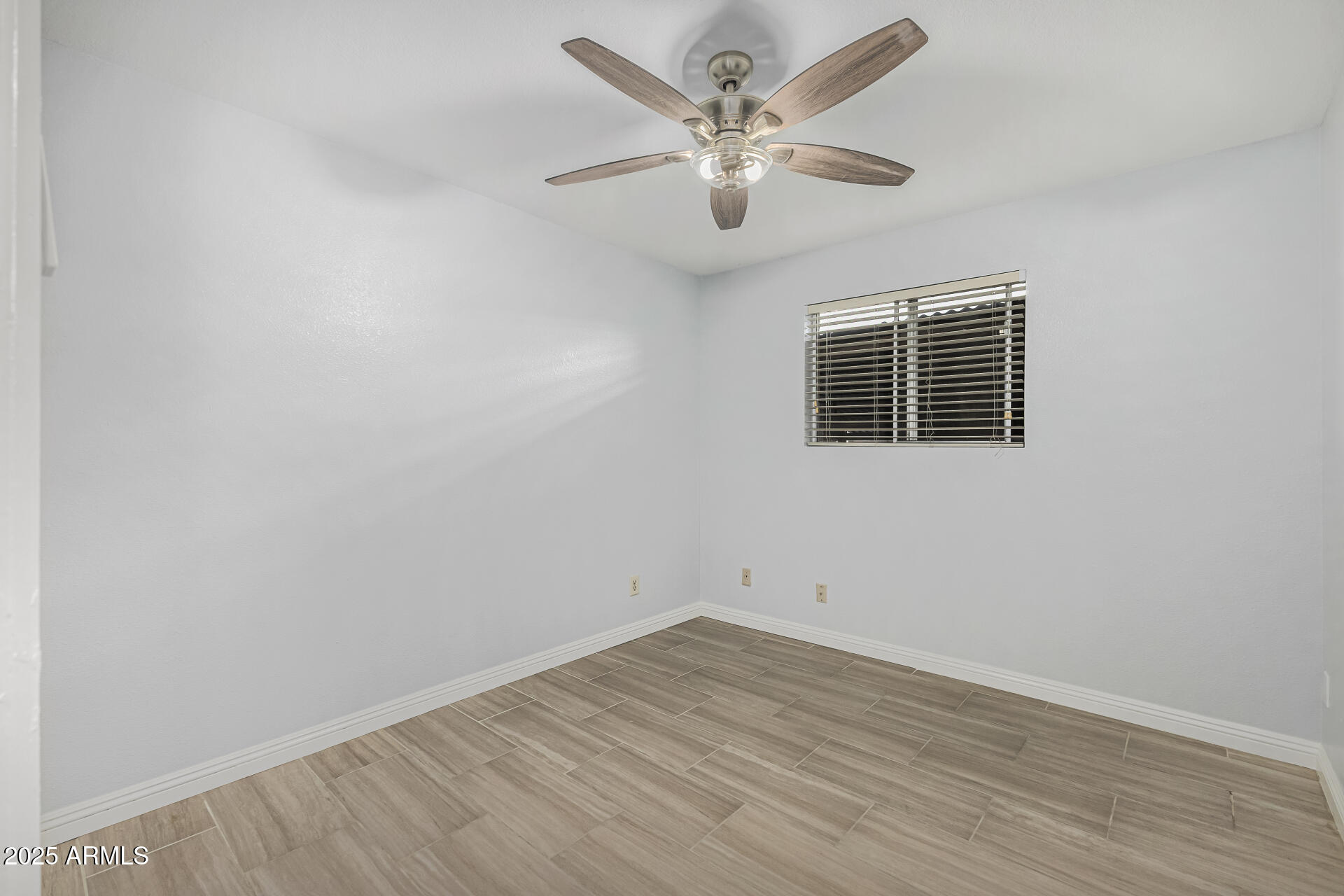 4328 W ALTADENA Avenue