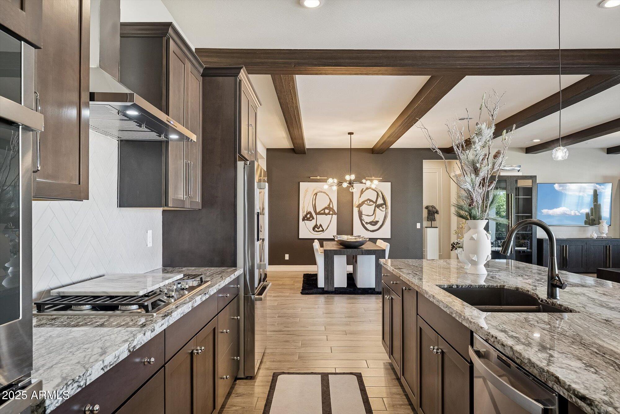 4216 E PRESCOTT Place