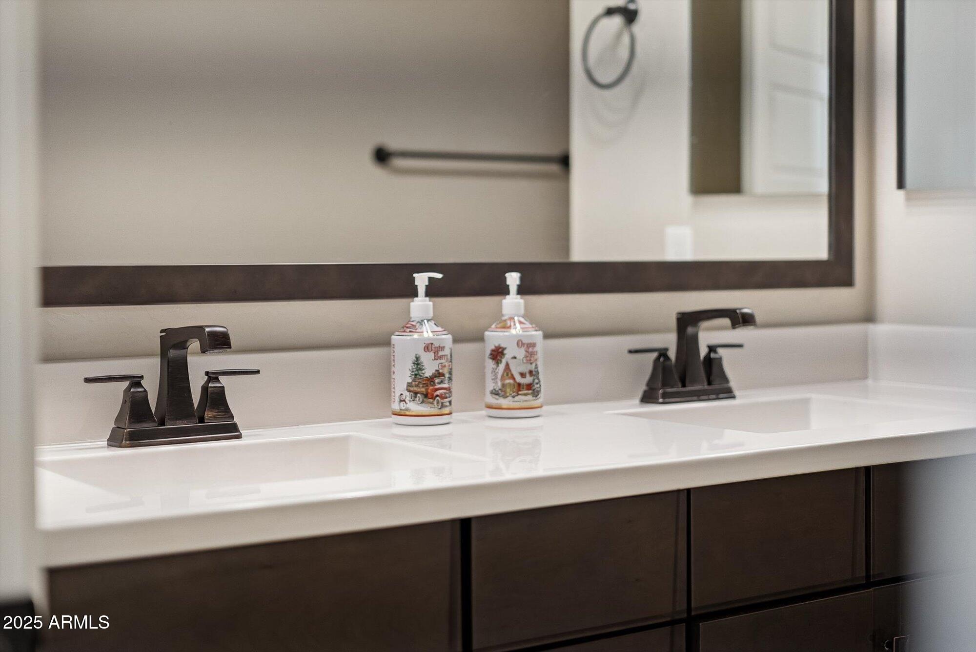 4216 E PRESCOTT Place