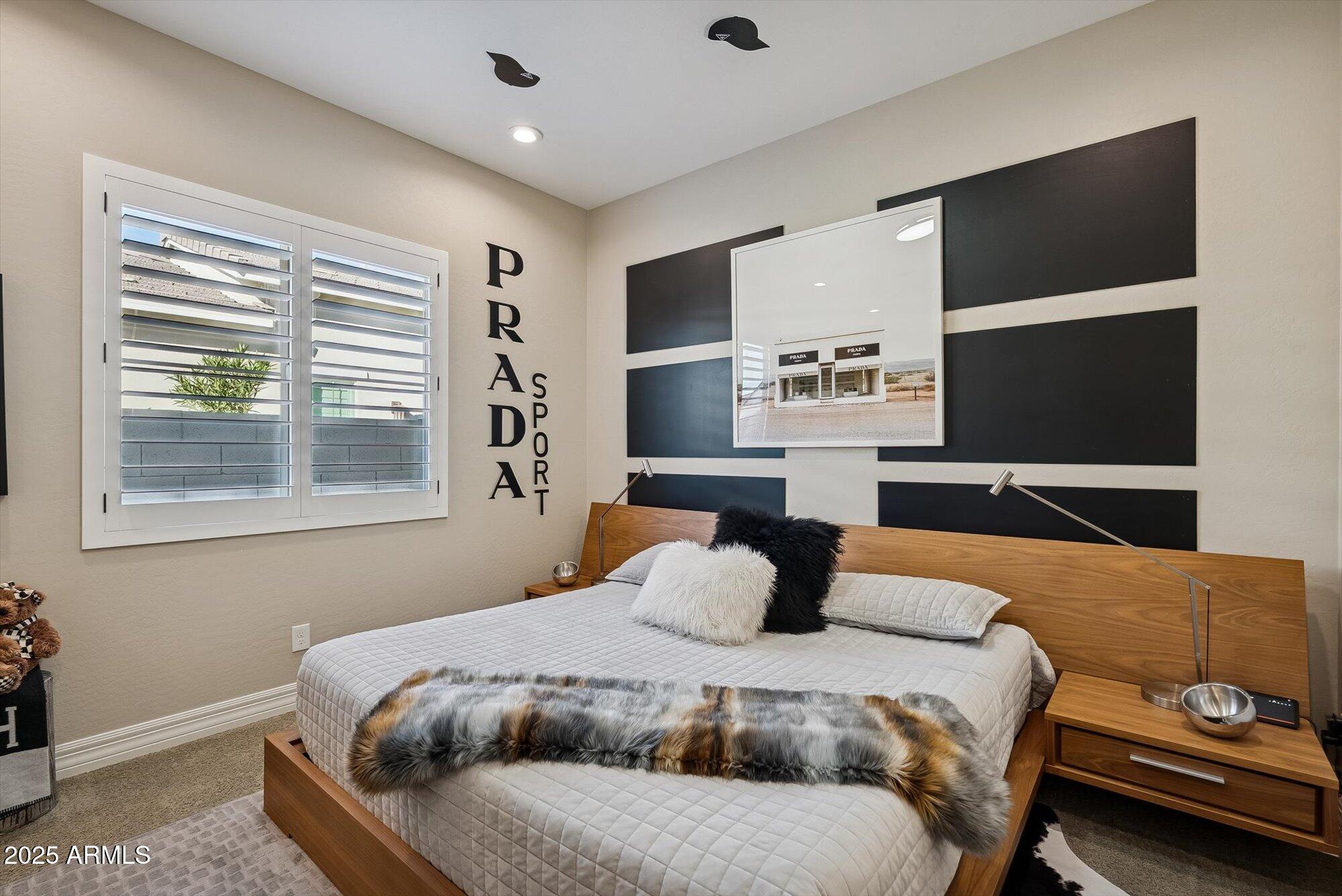 4216 E PRESCOTT Place