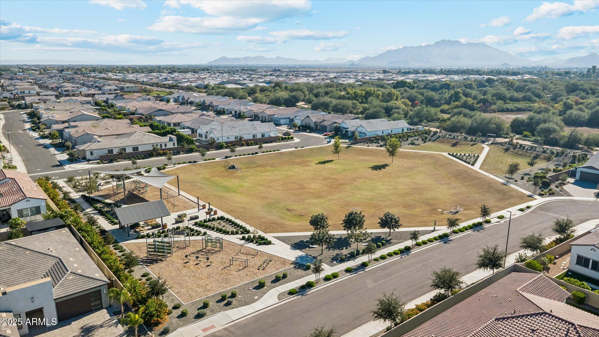 4216 E PRESCOTT Place