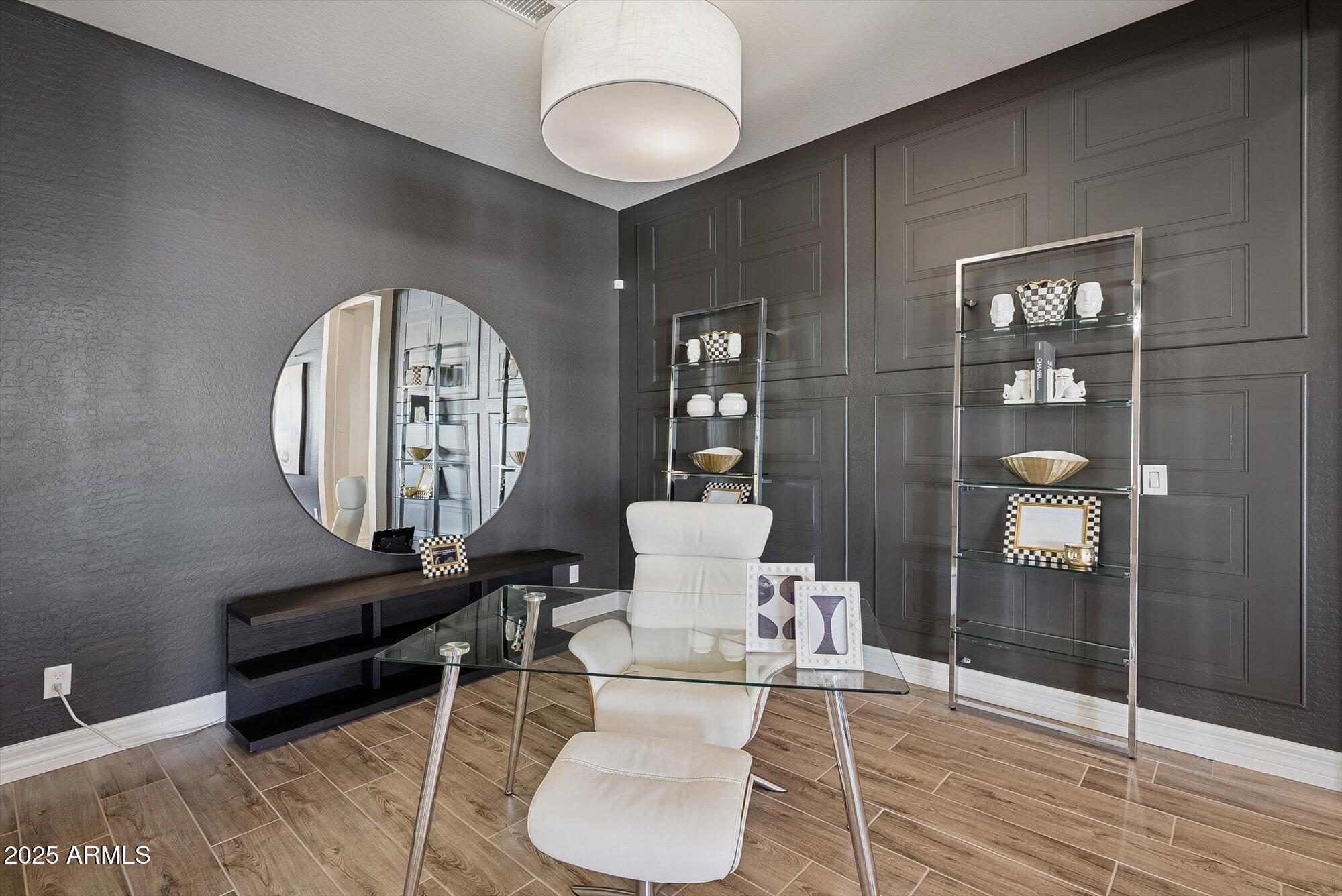 4216 E PRESCOTT Place