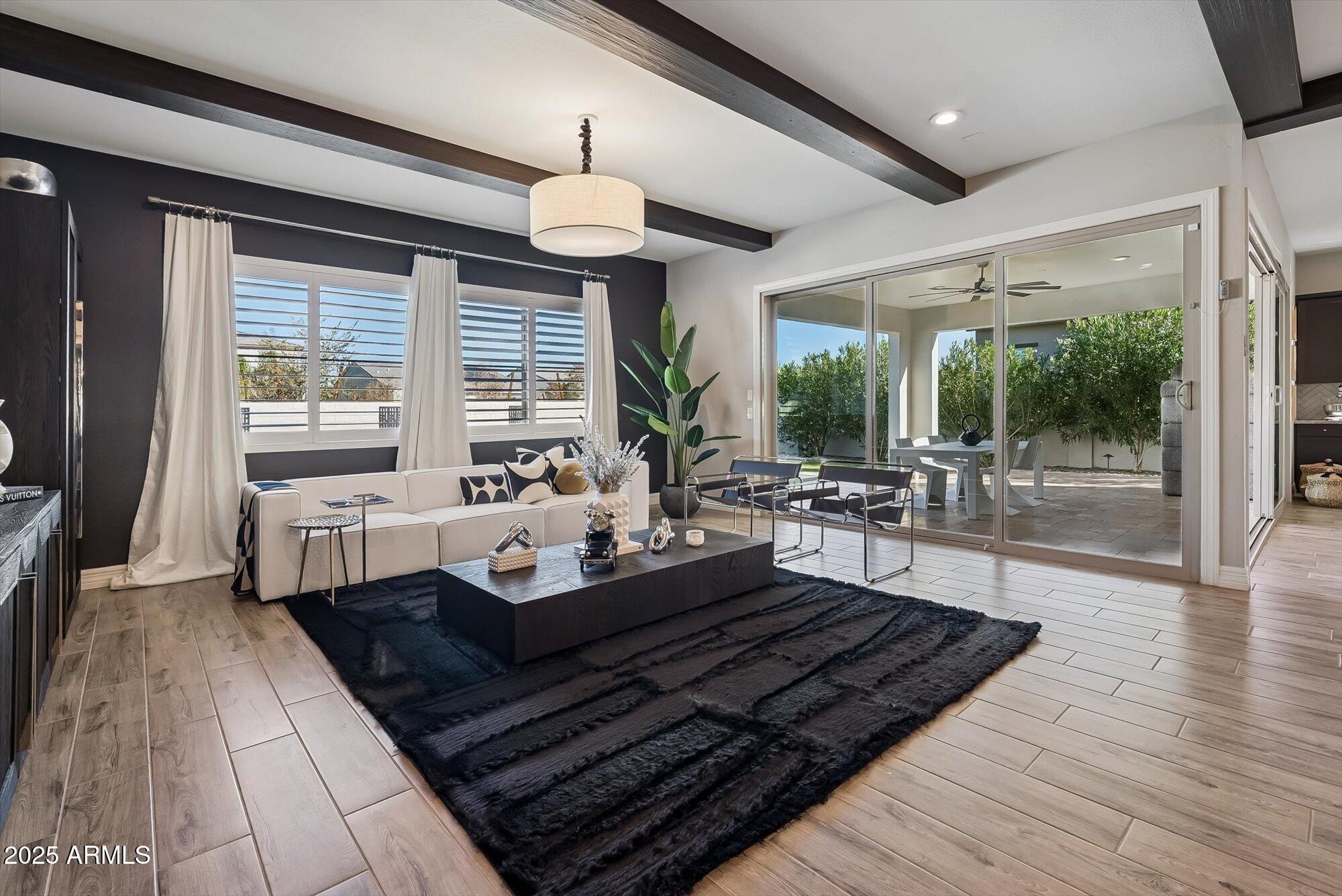 4216 E PRESCOTT Place