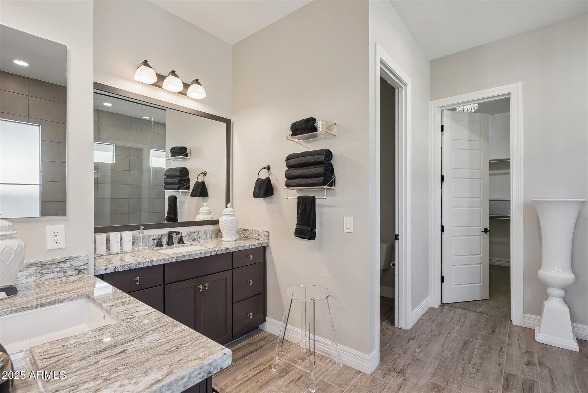 4216 E PRESCOTT Place