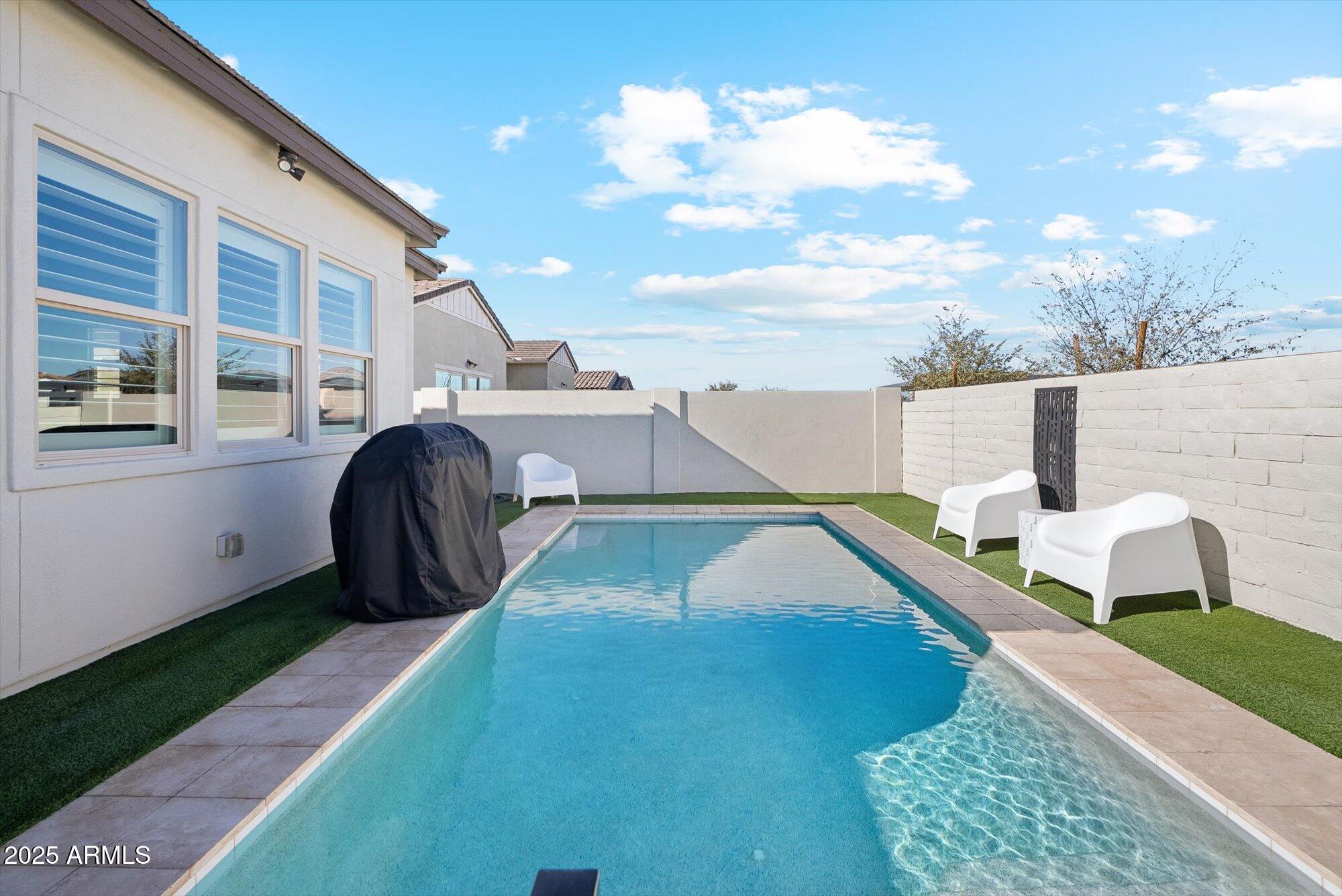 4216 E PRESCOTT Place