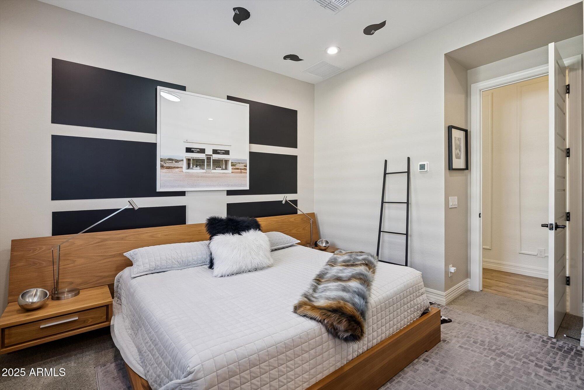 4216 E PRESCOTT Place