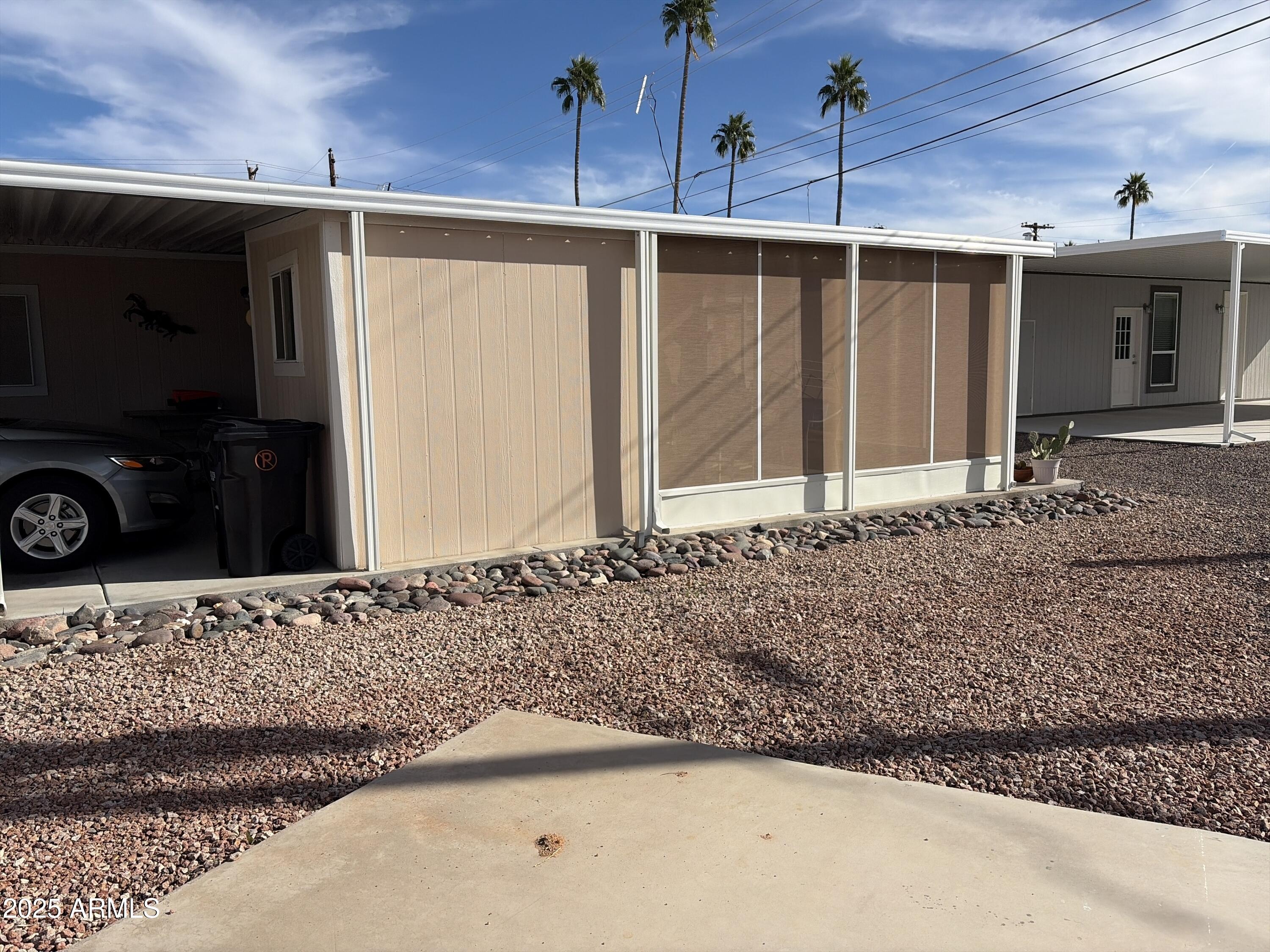 2929 E Main Street 43