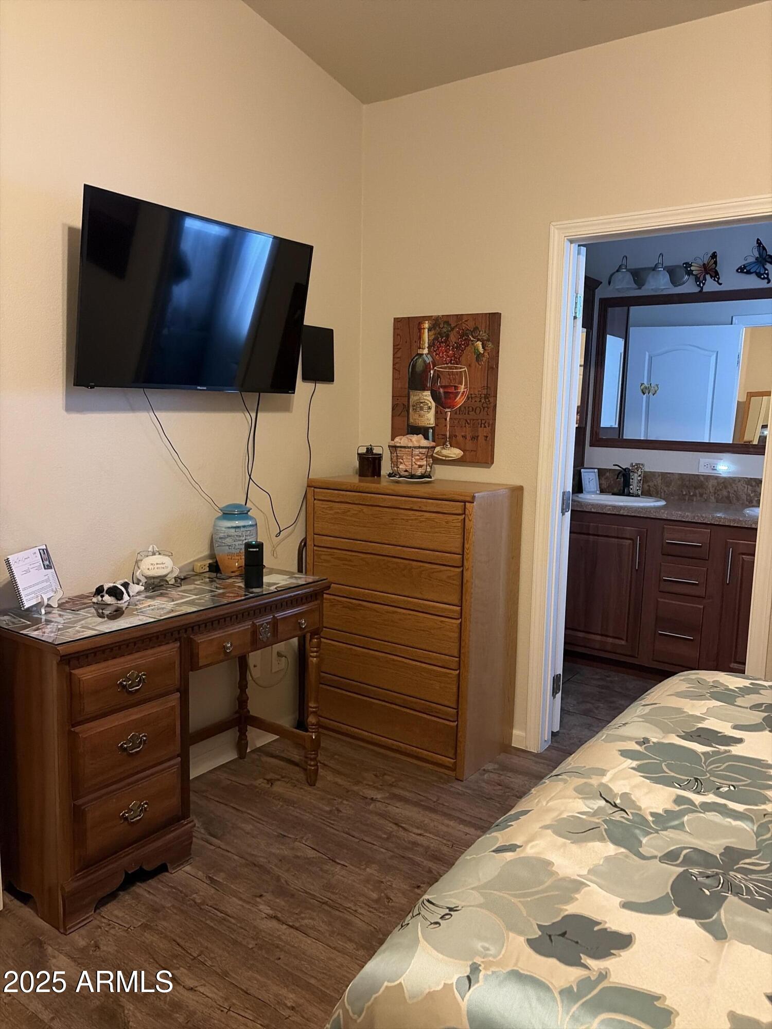 2929 E Main Street 43