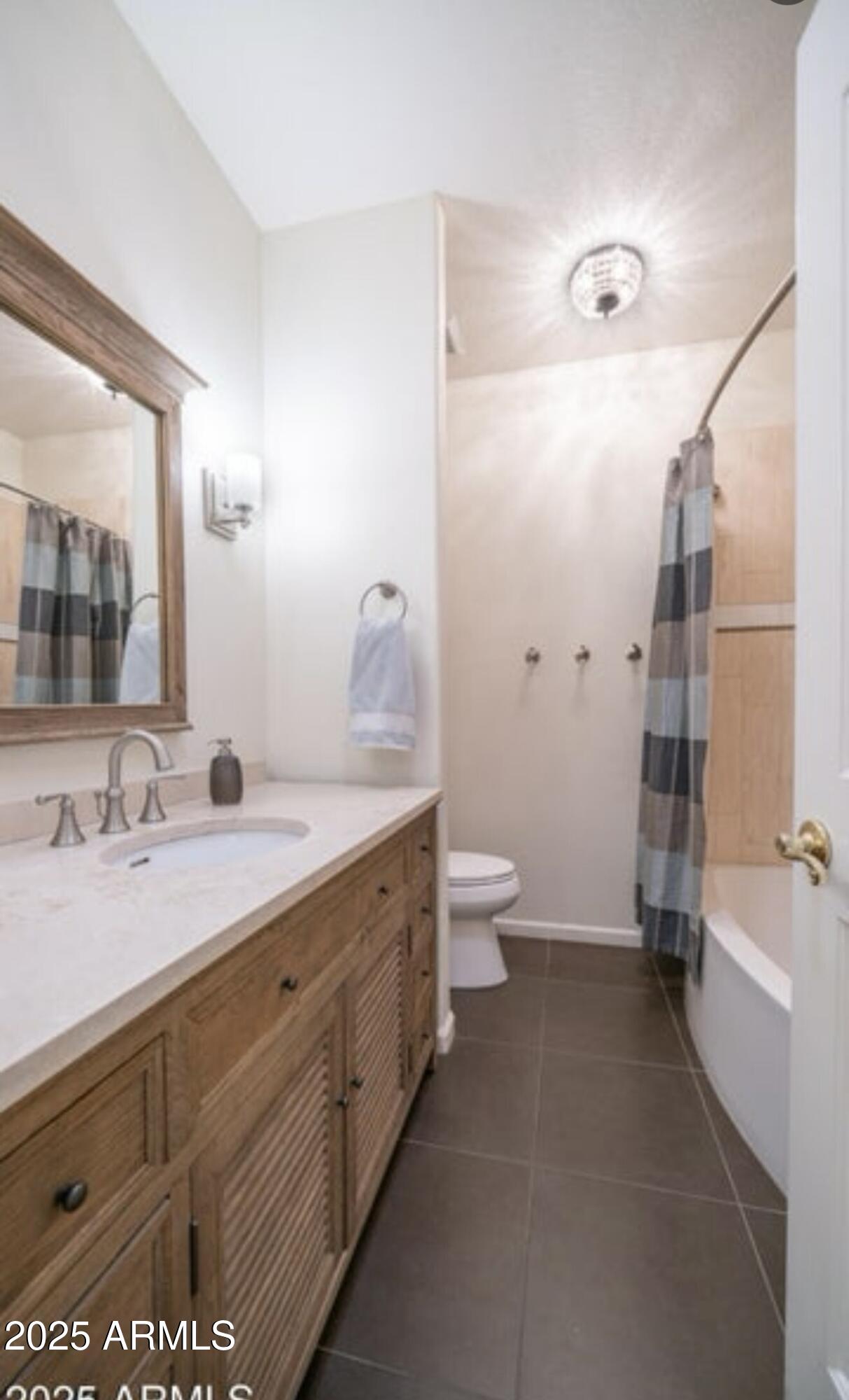 3835 E TALOWA Street