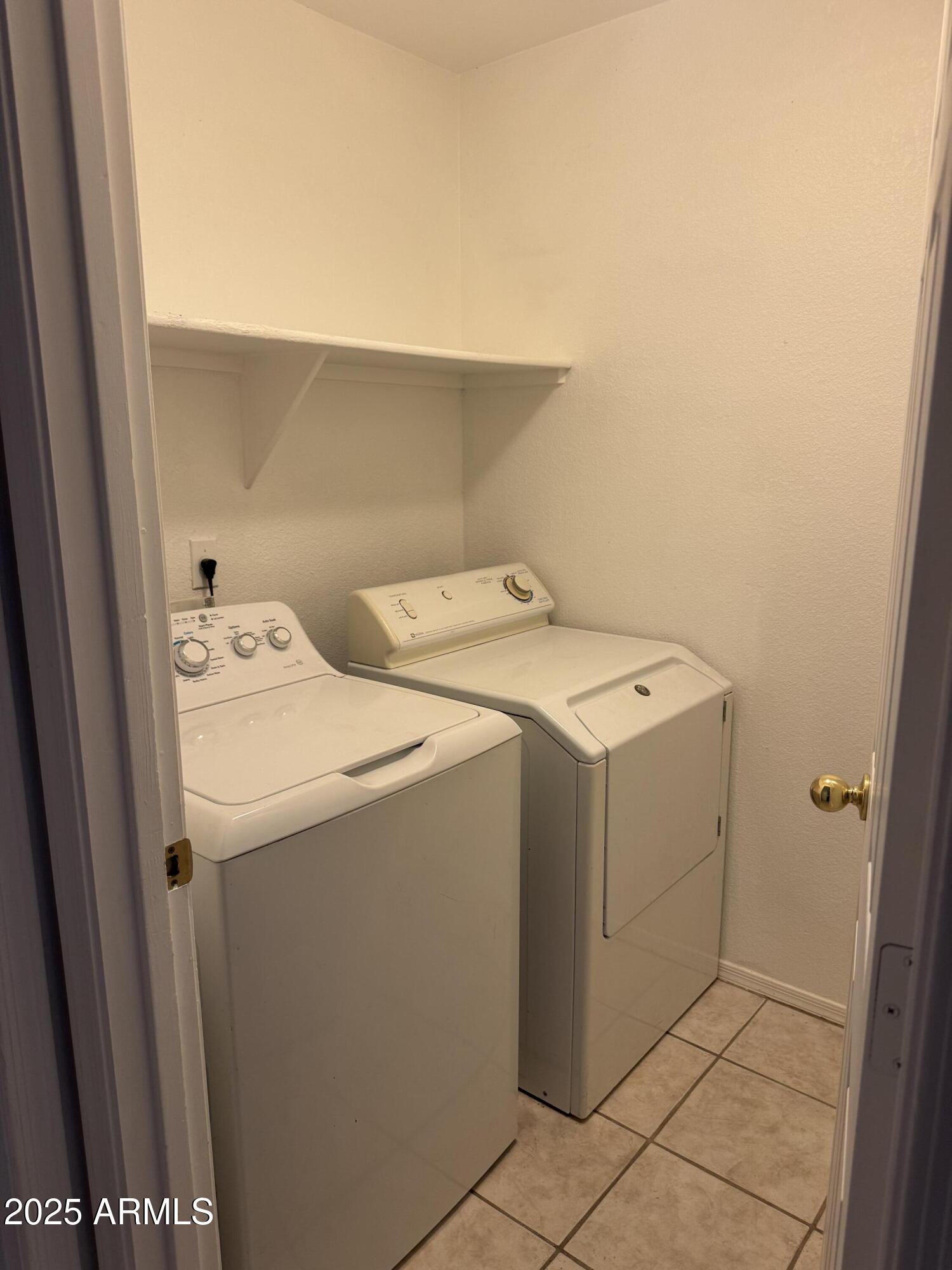 726 S NEBRASKA Street 175