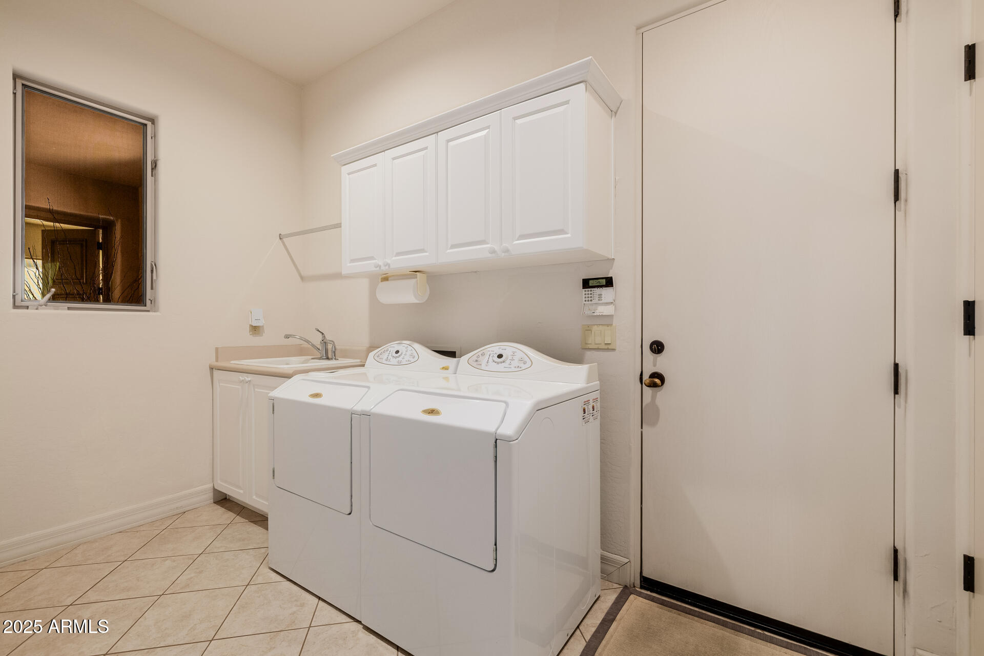 2961 S LOOKOUT Ridge