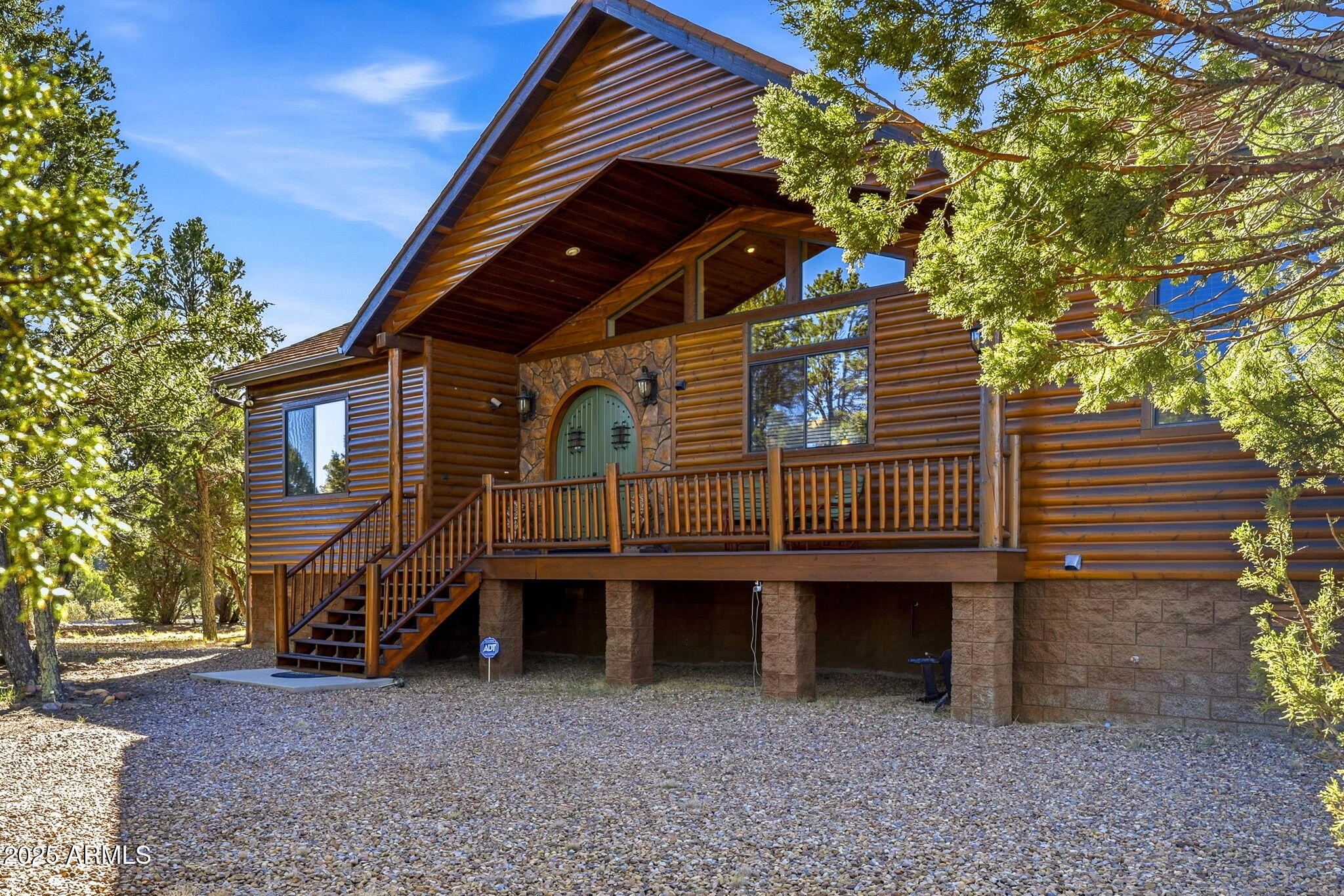 2276 THUNDERBIRD Way