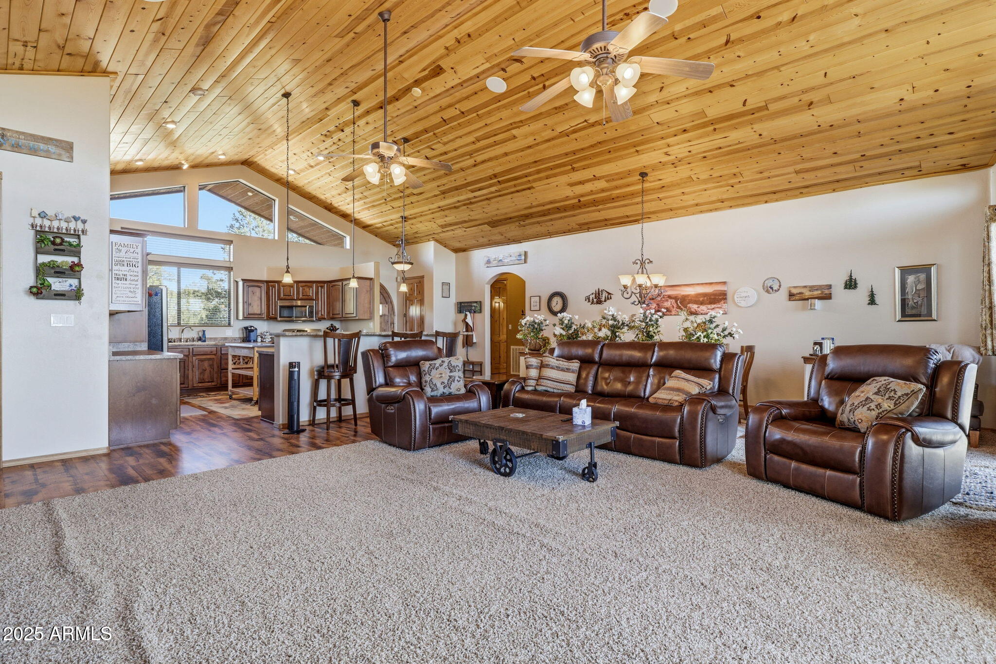 2276 THUNDERBIRD Way