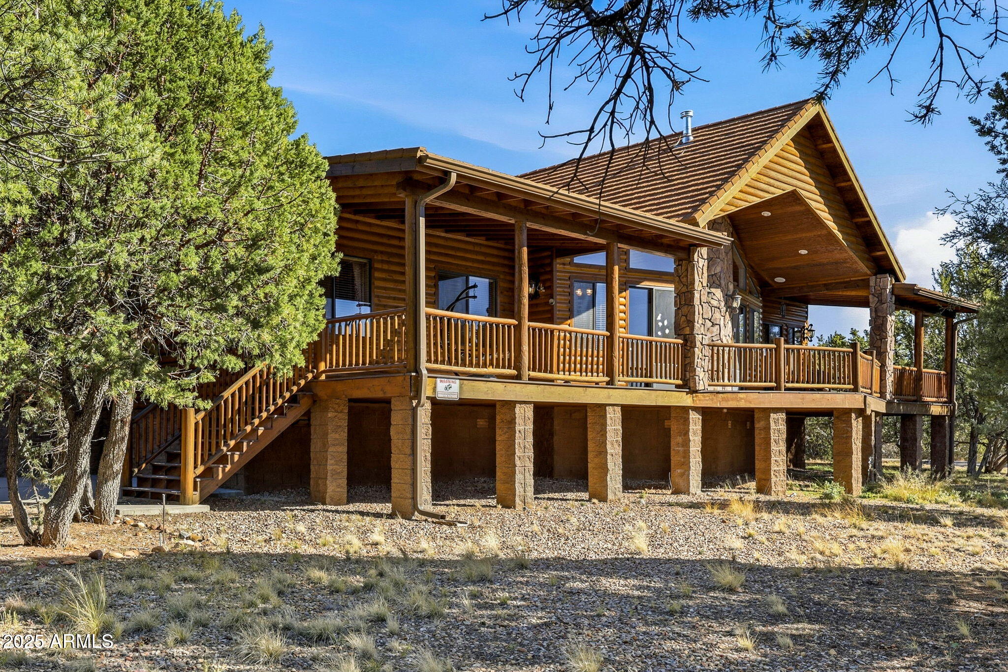 2276 THUNDERBIRD Way