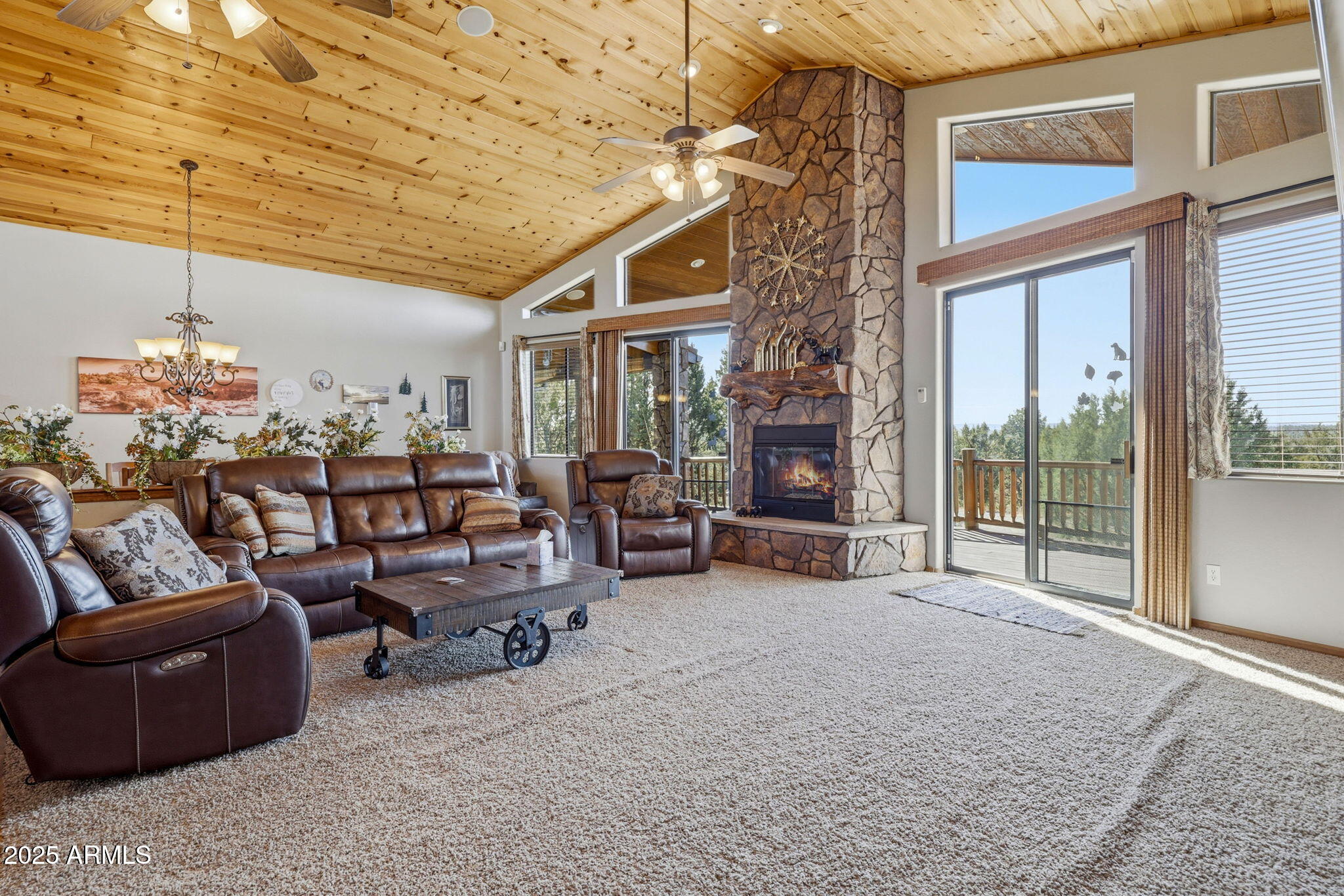 2276 THUNDERBIRD Way