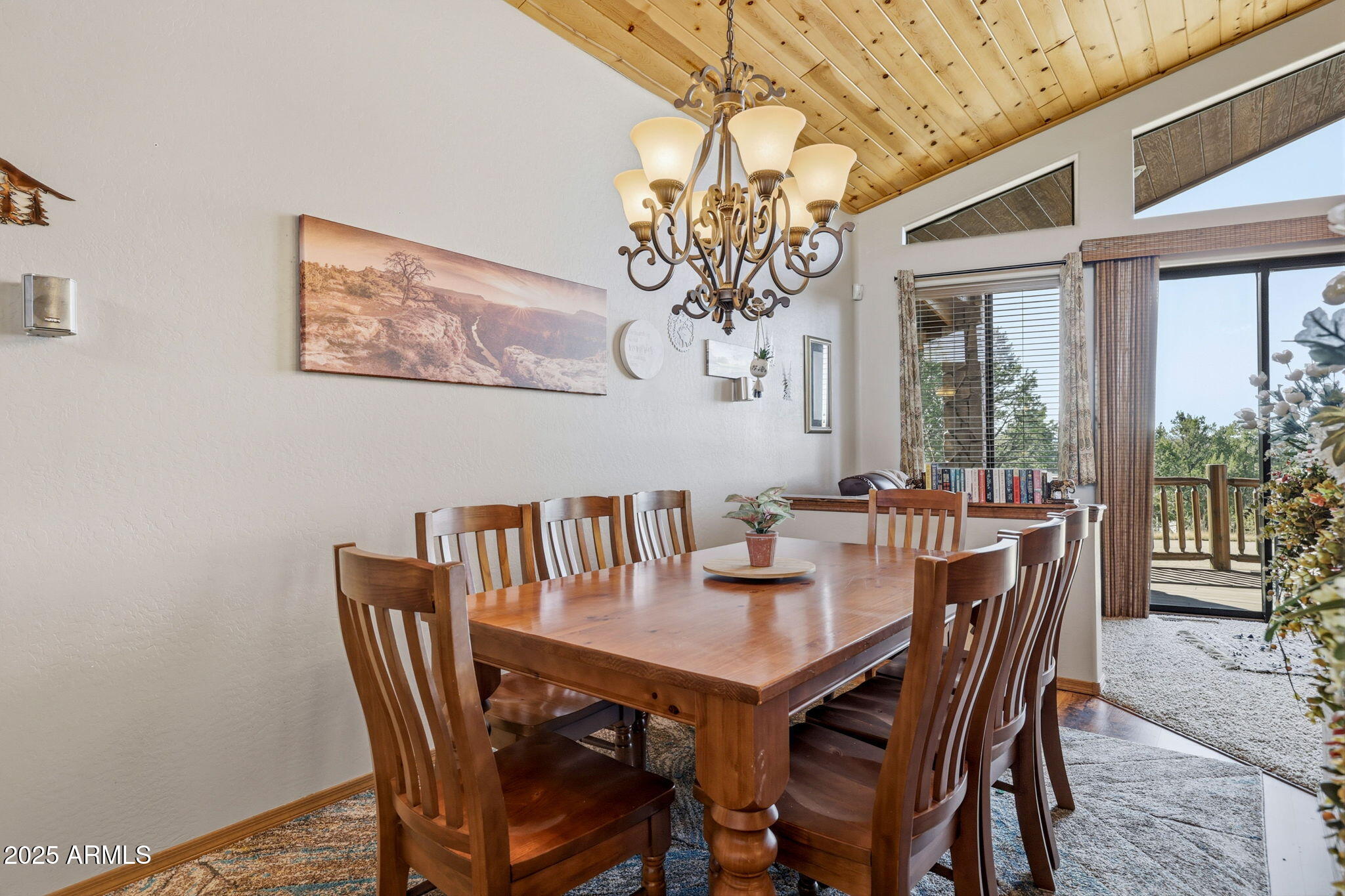 2276 THUNDERBIRD Way