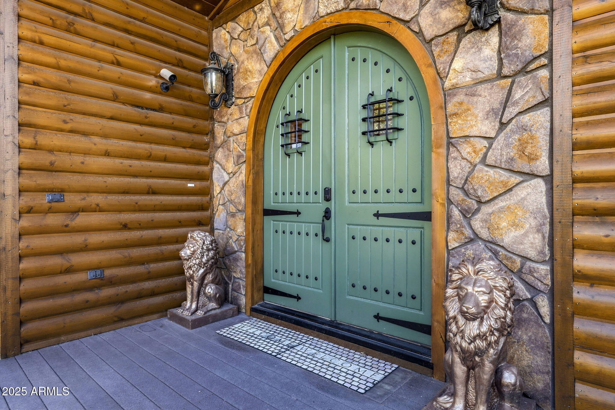 2276 THUNDERBIRD Way