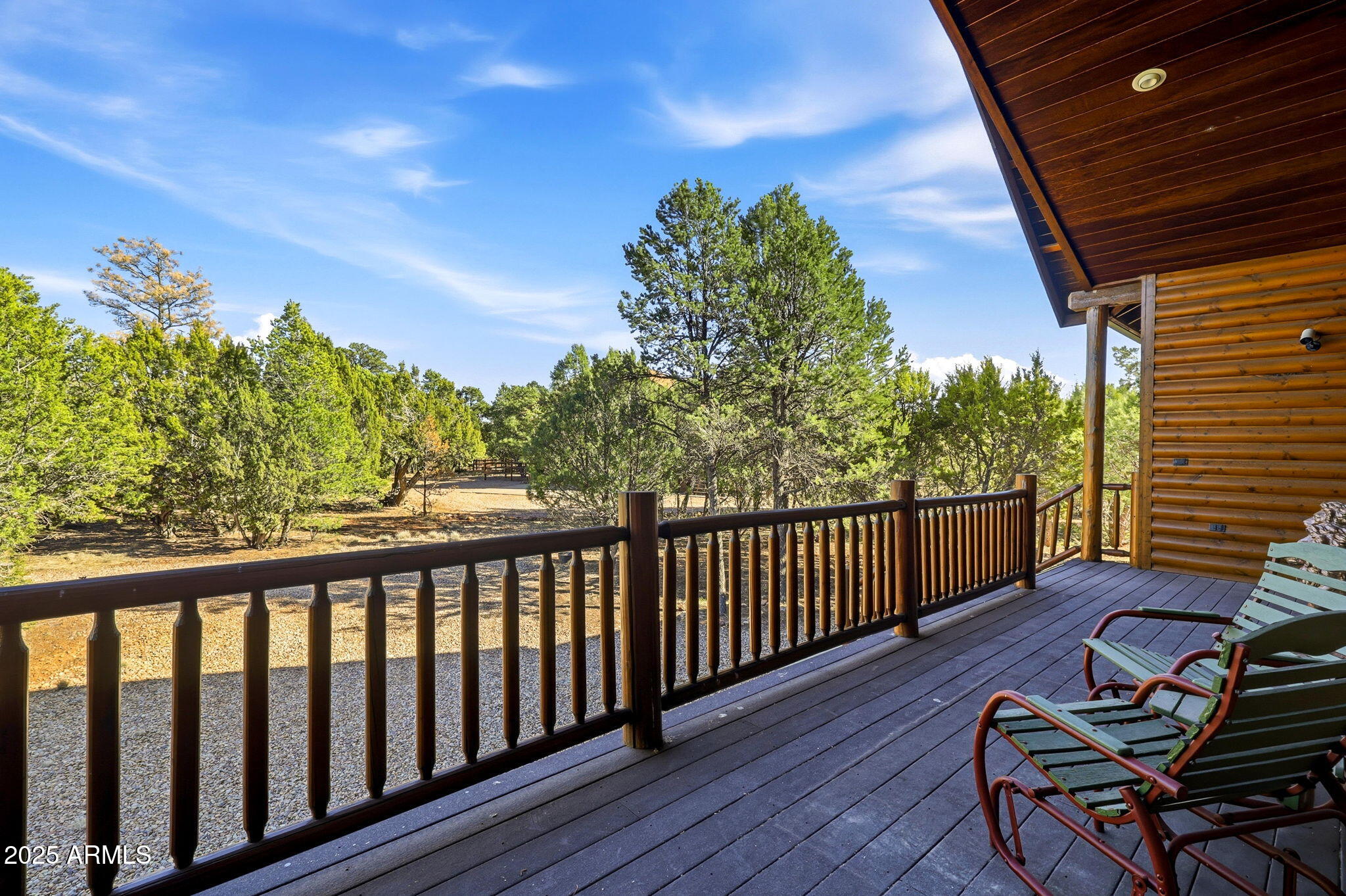 2276 THUNDERBIRD Way