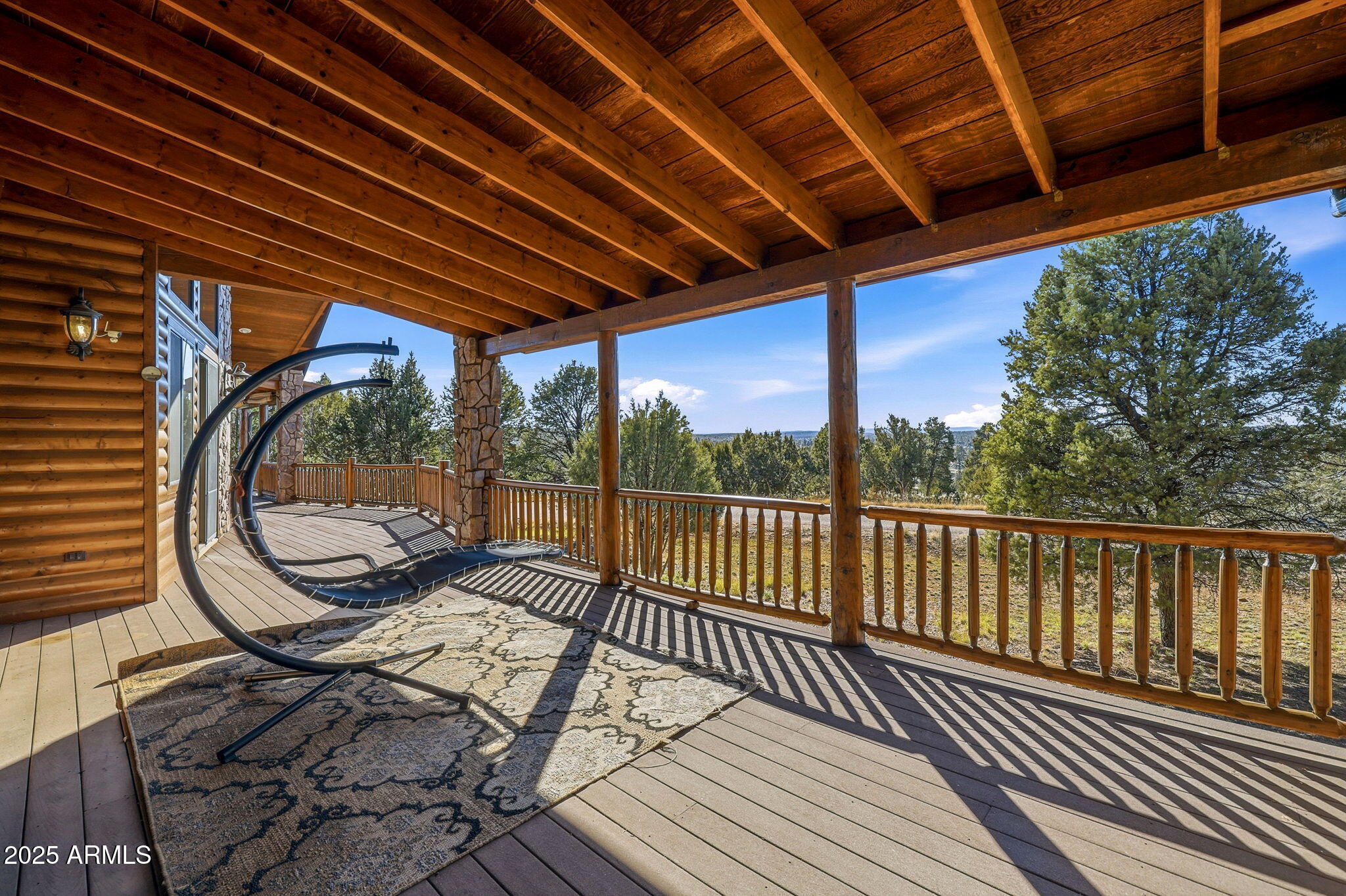 2276 THUNDERBIRD Way