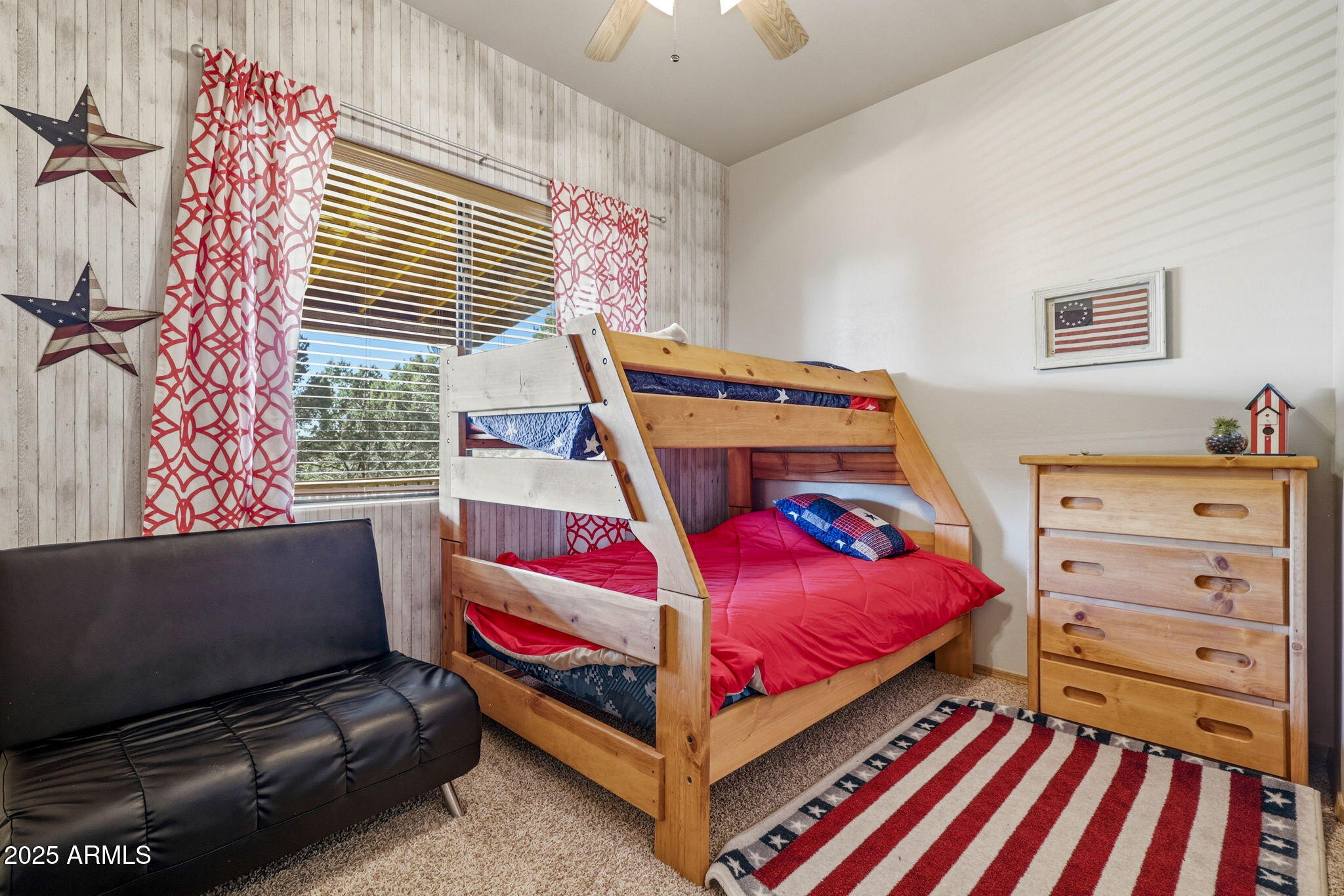 2276 THUNDERBIRD Way