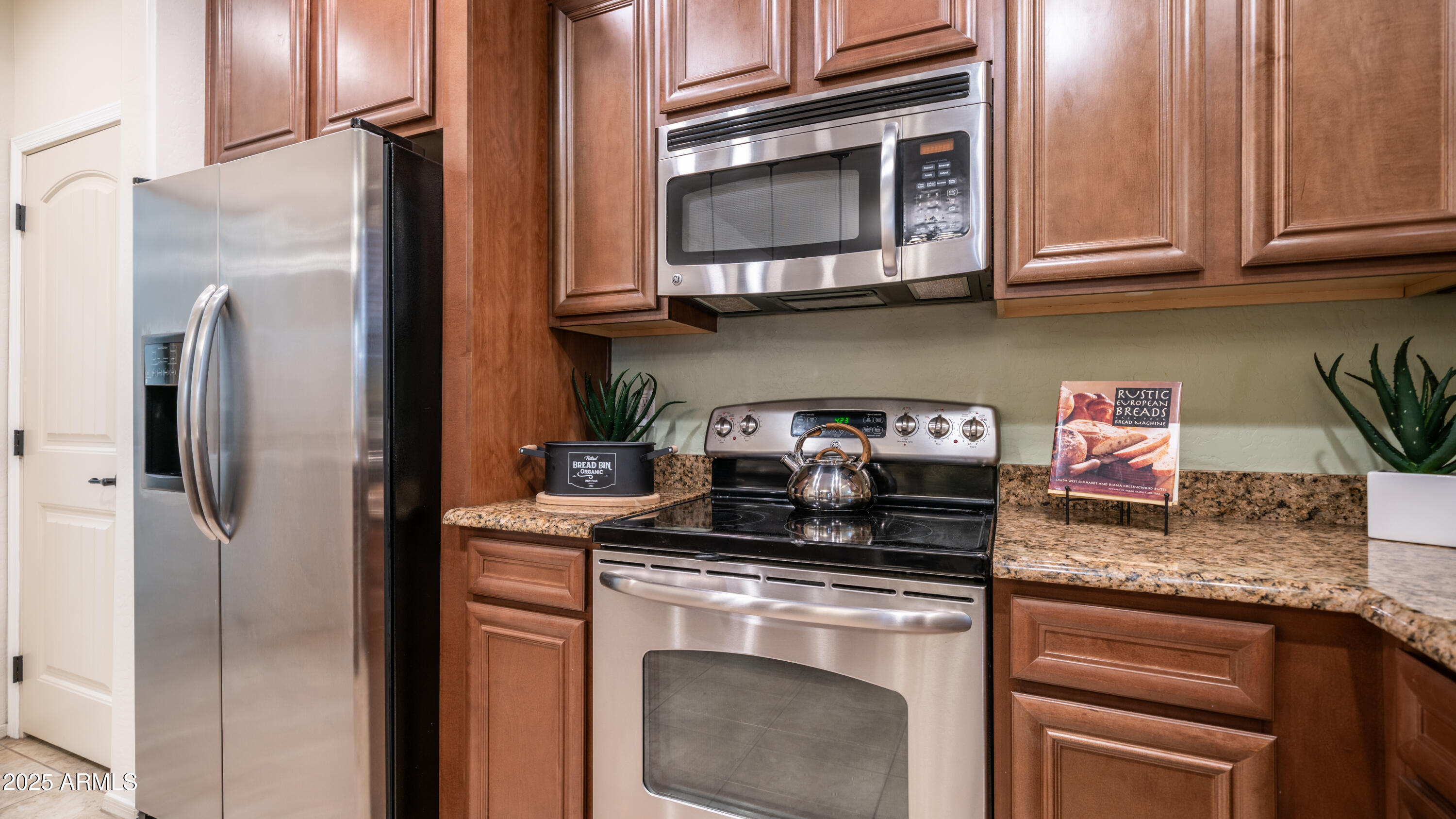 4732 E PORTOLA VALLEY Drive 102