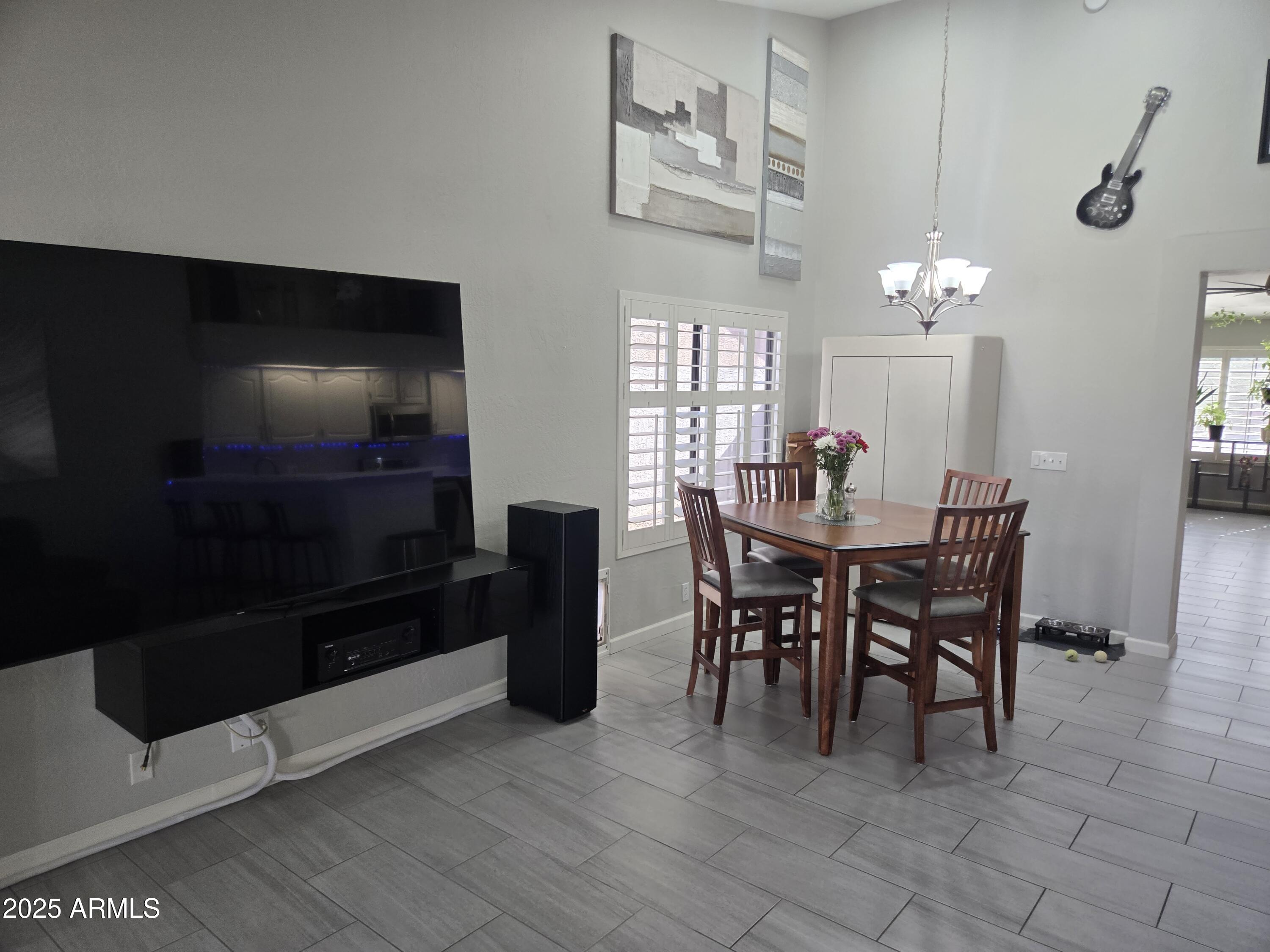 5244 E HANNIBAL Street E