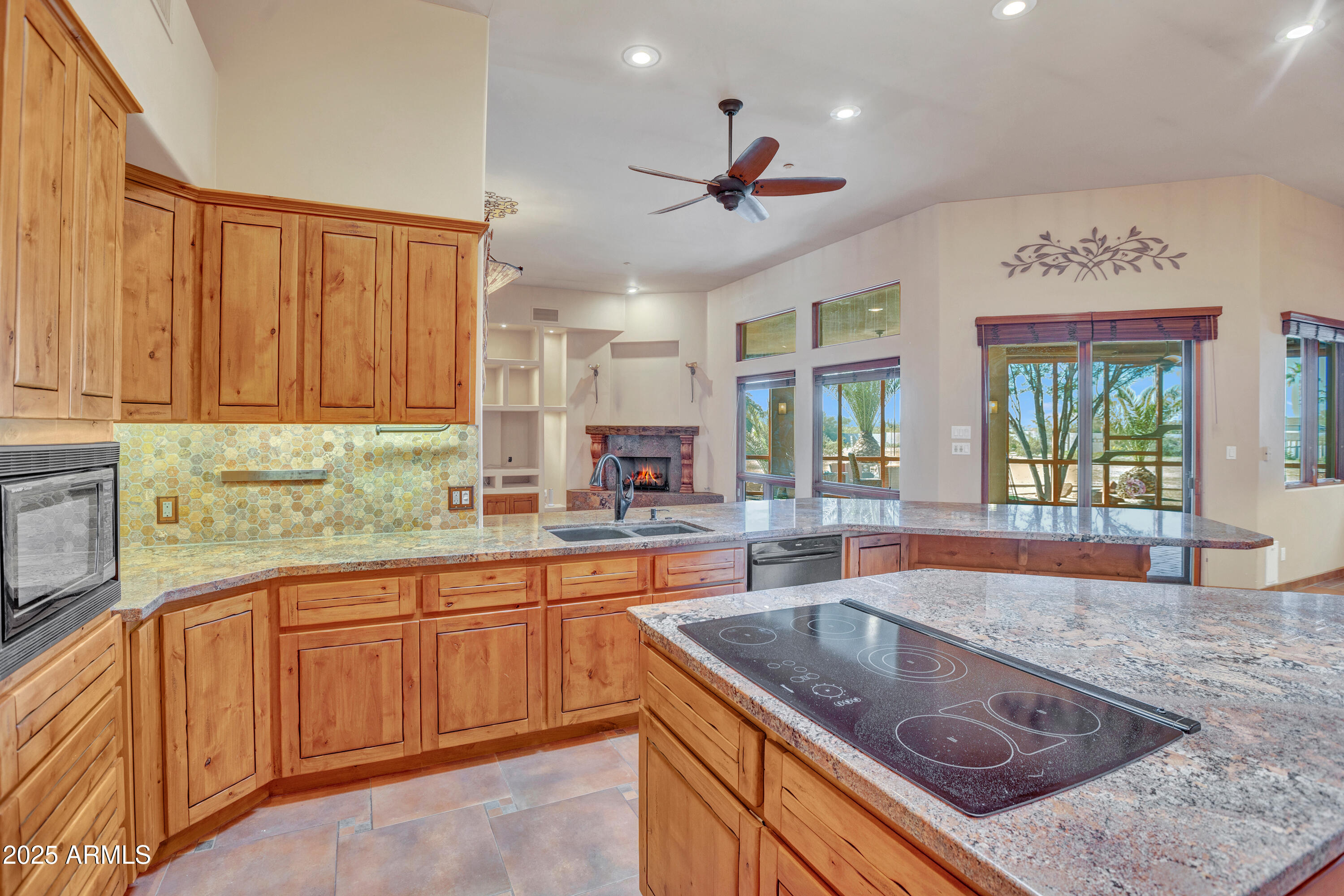 10517 E EVERGREEN Street