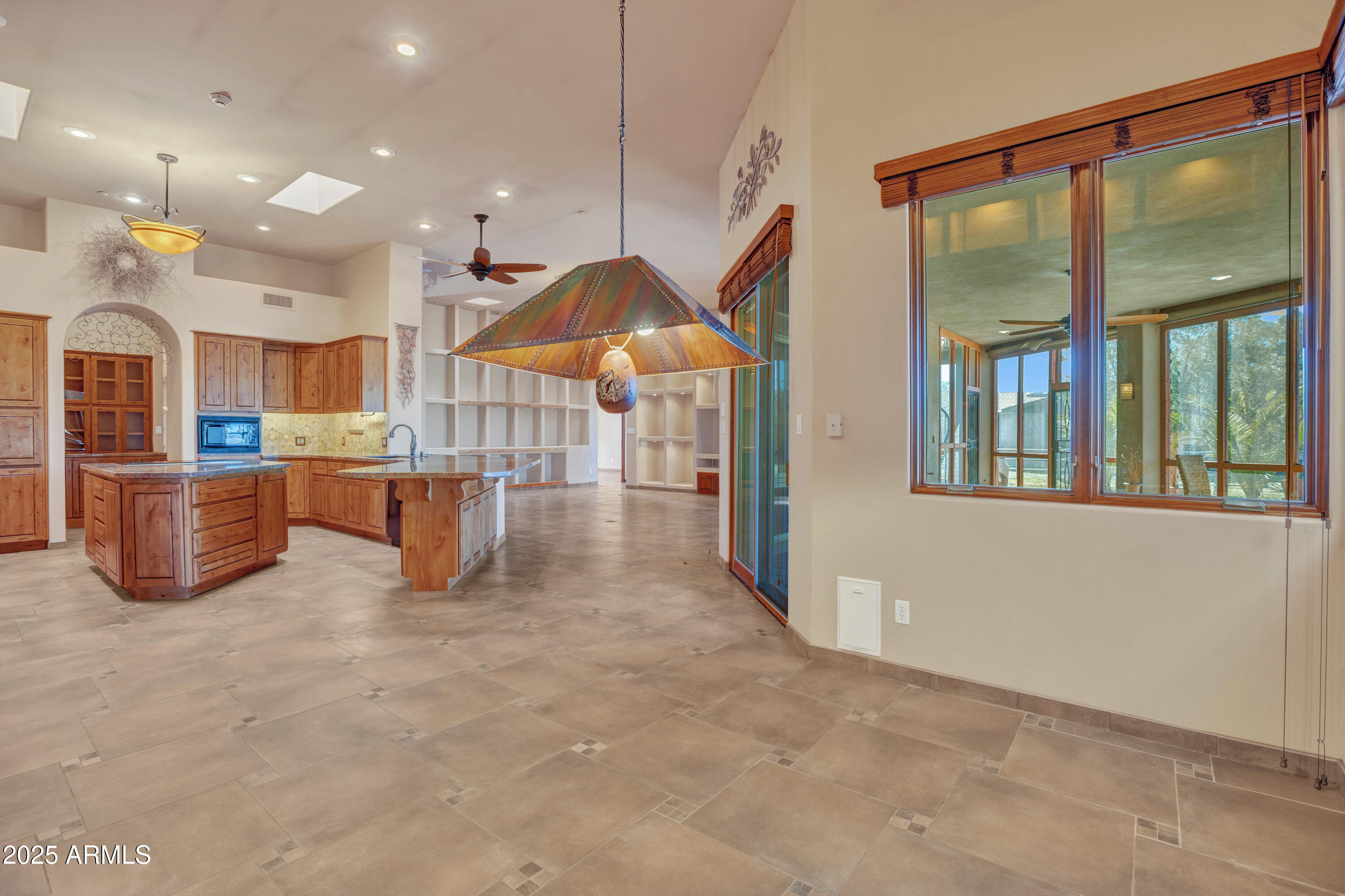 10517 E EVERGREEN Street