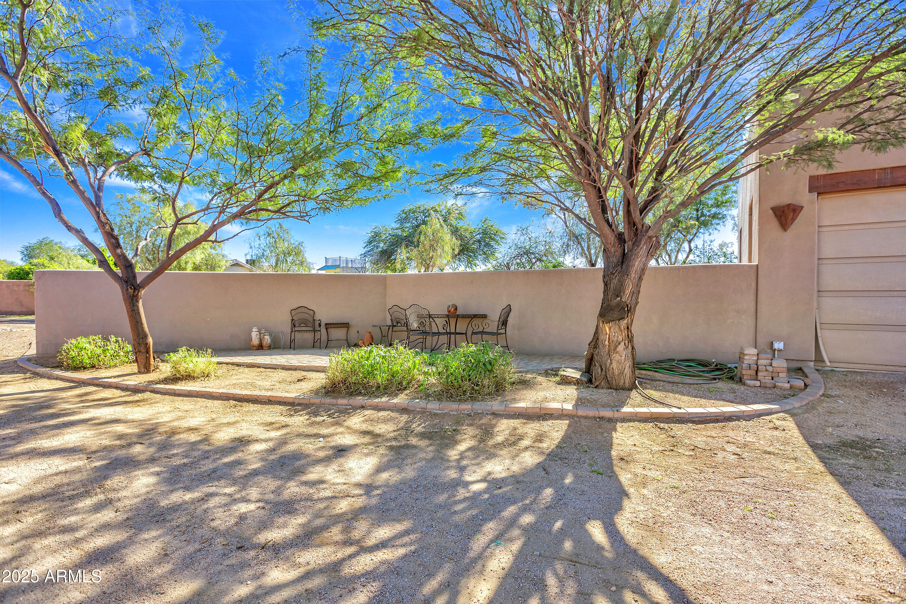 10517 E EVERGREEN Street