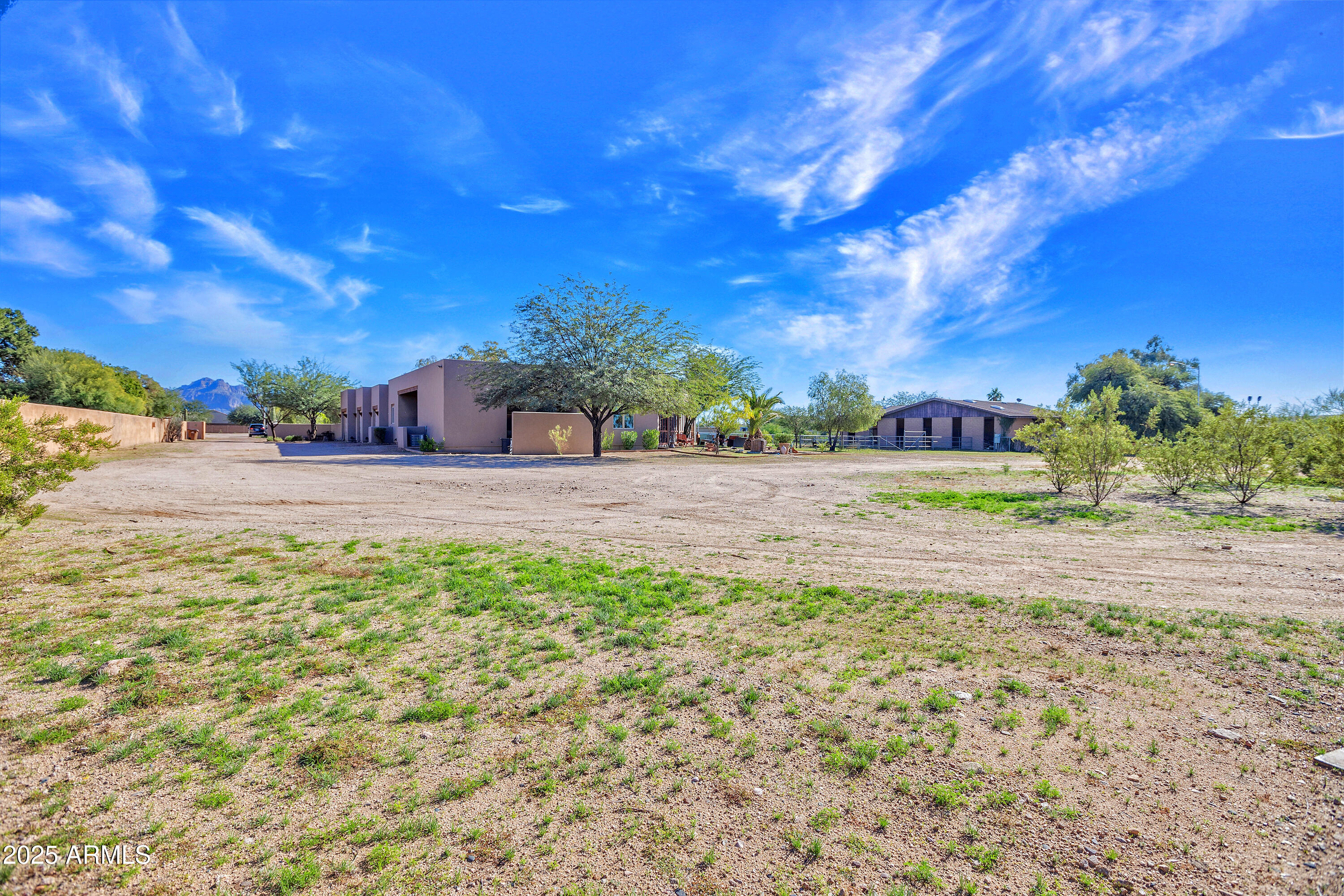 10517 E EVERGREEN Street