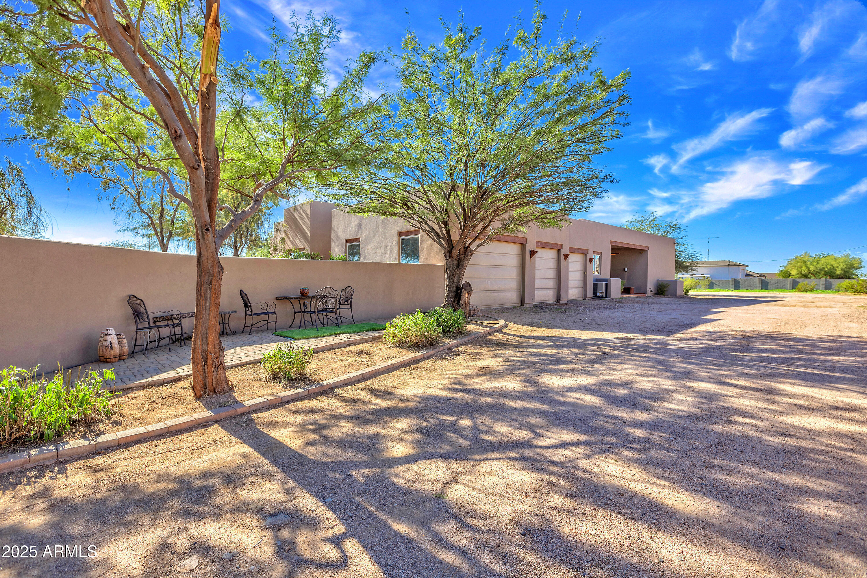 10517 E EVERGREEN Street