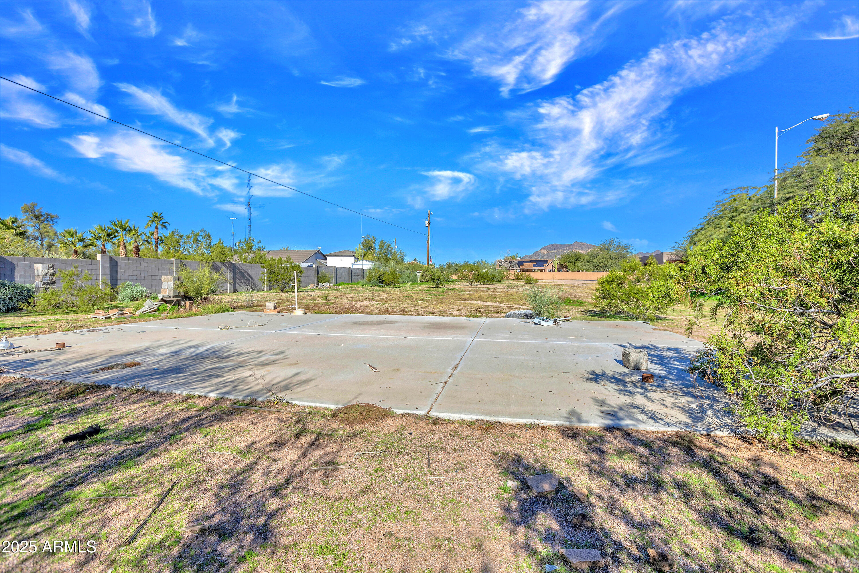 10517 E EVERGREEN Street