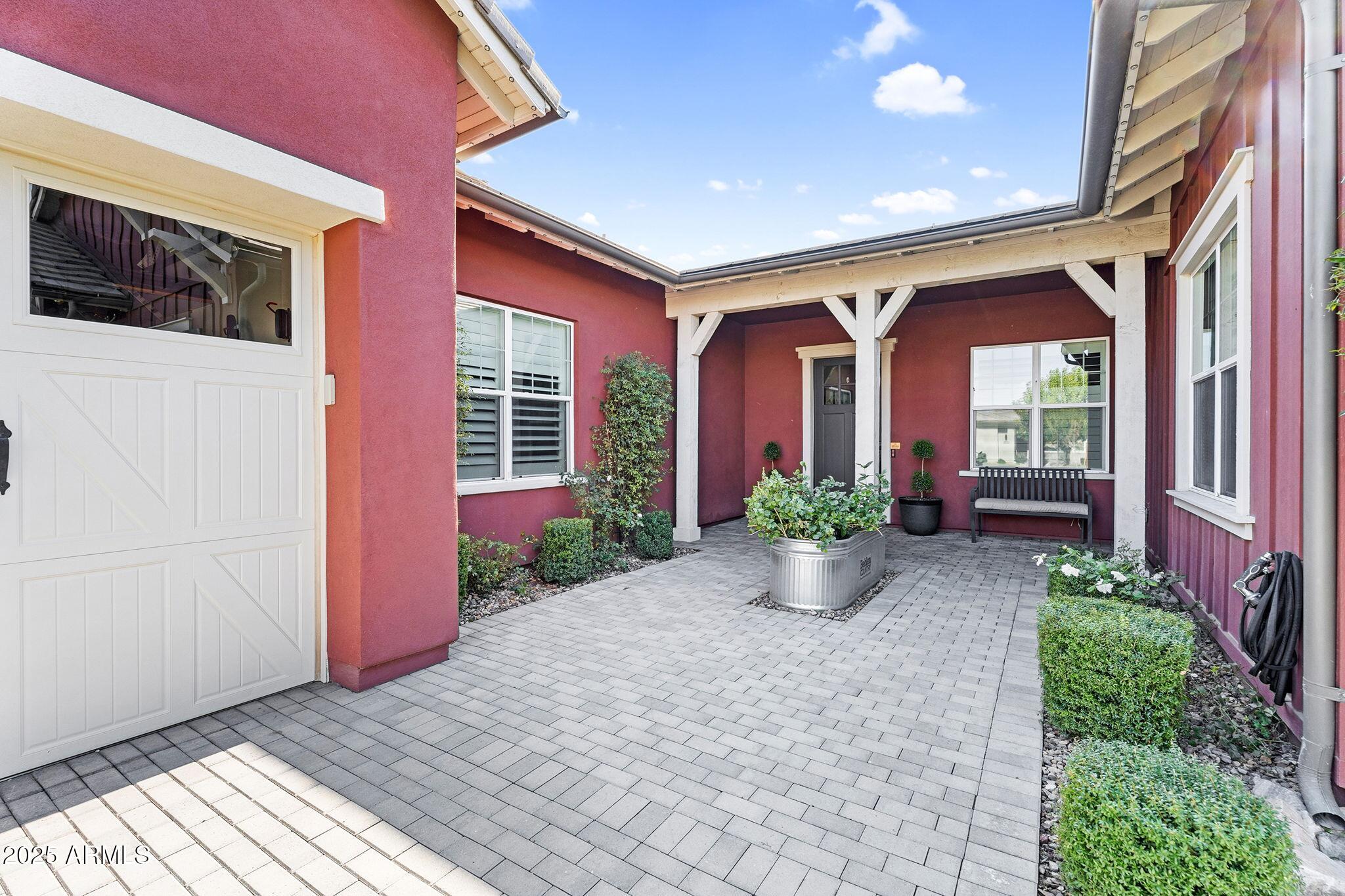 3417 E BLOOMFIELD Parkway