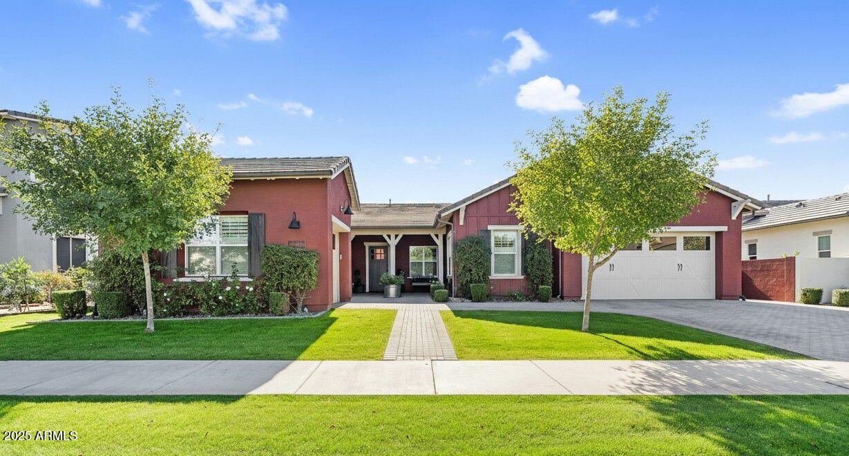 3417 E BLOOMFIELD Parkway