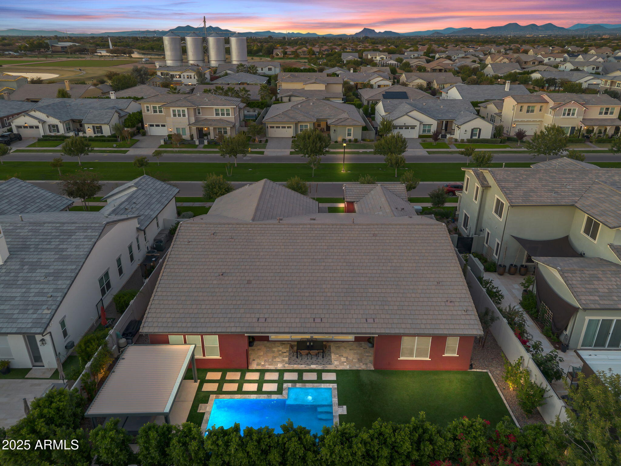 3417 E BLOOMFIELD Parkway