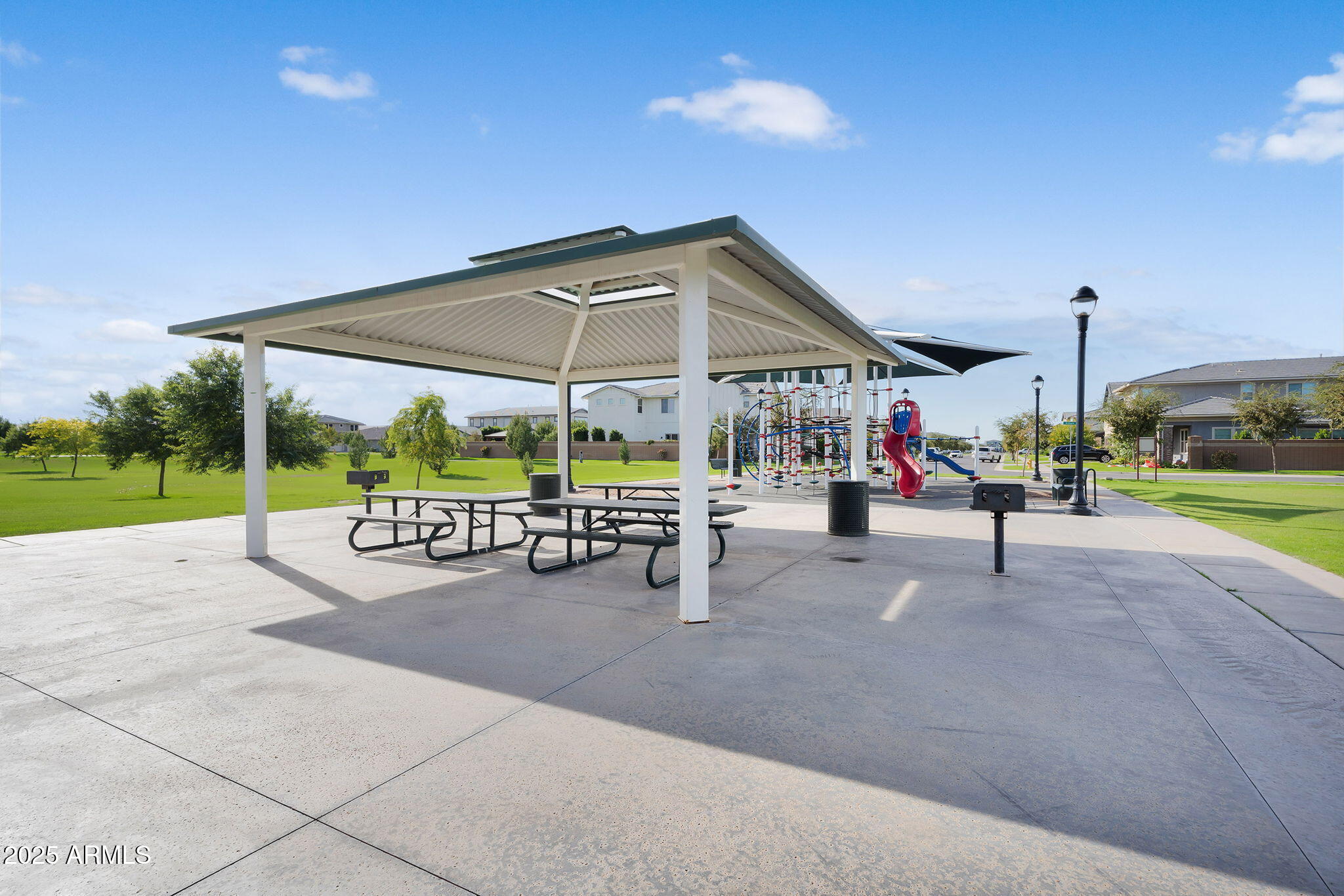 3417 E BLOOMFIELD Parkway