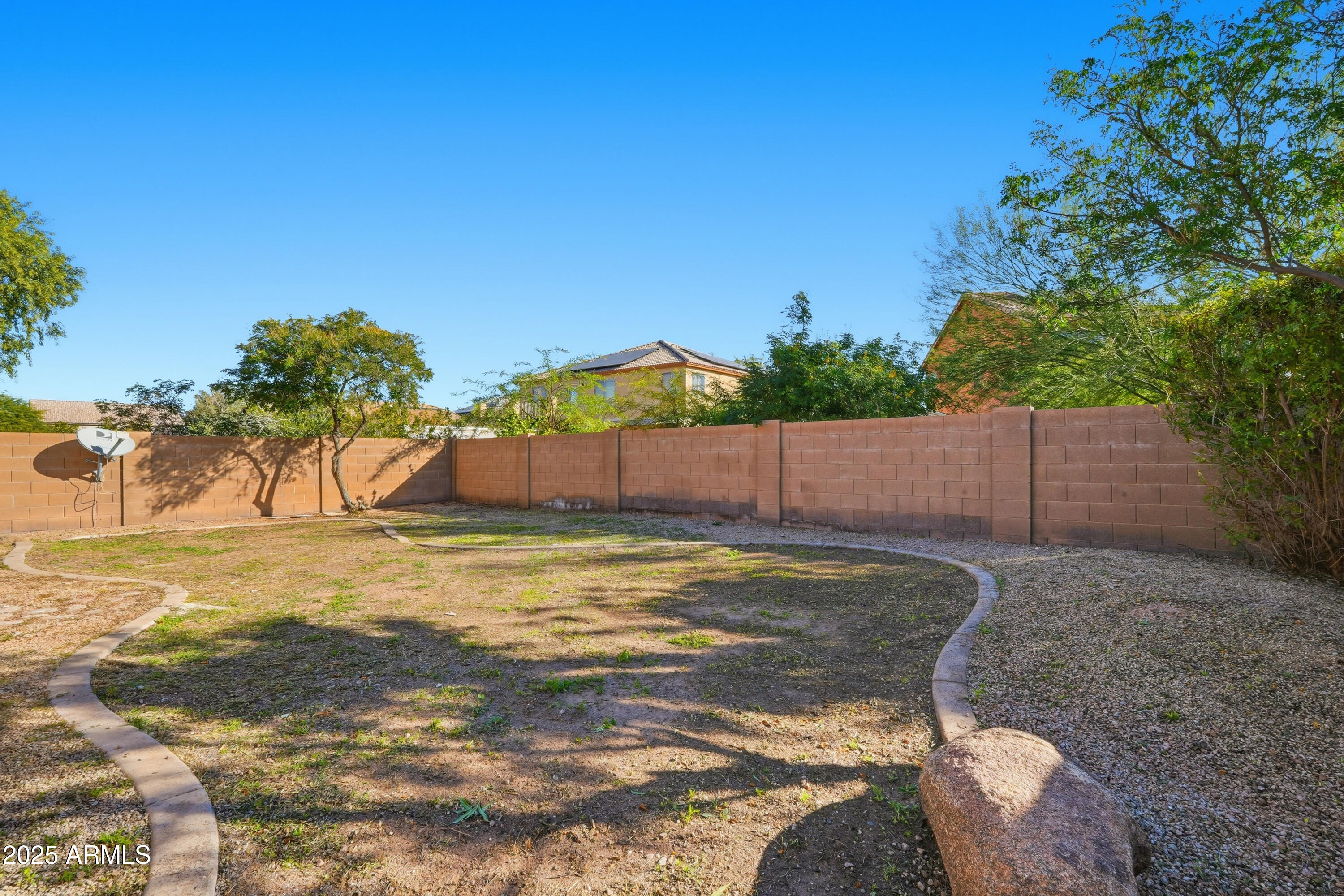 1810 N MCDONALD Street