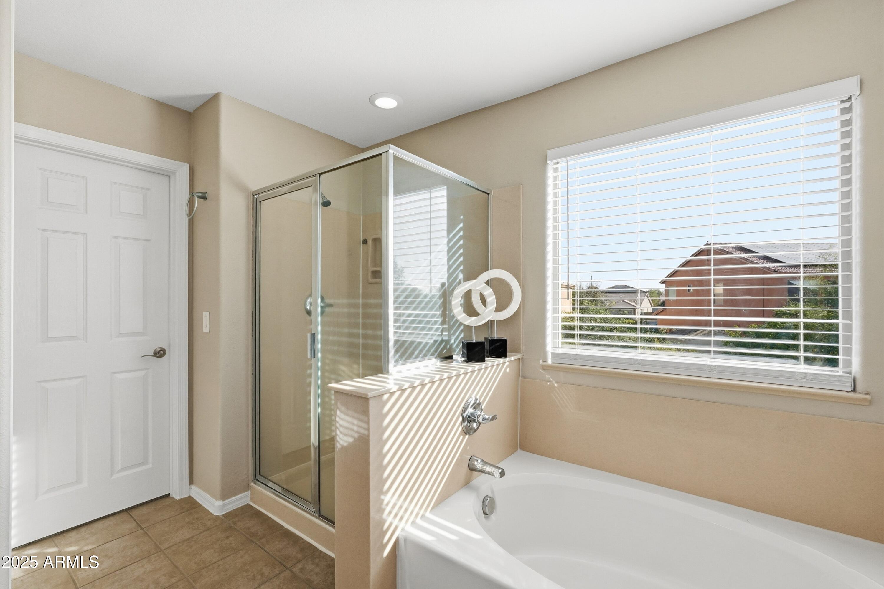 1810 N MCDONALD Street