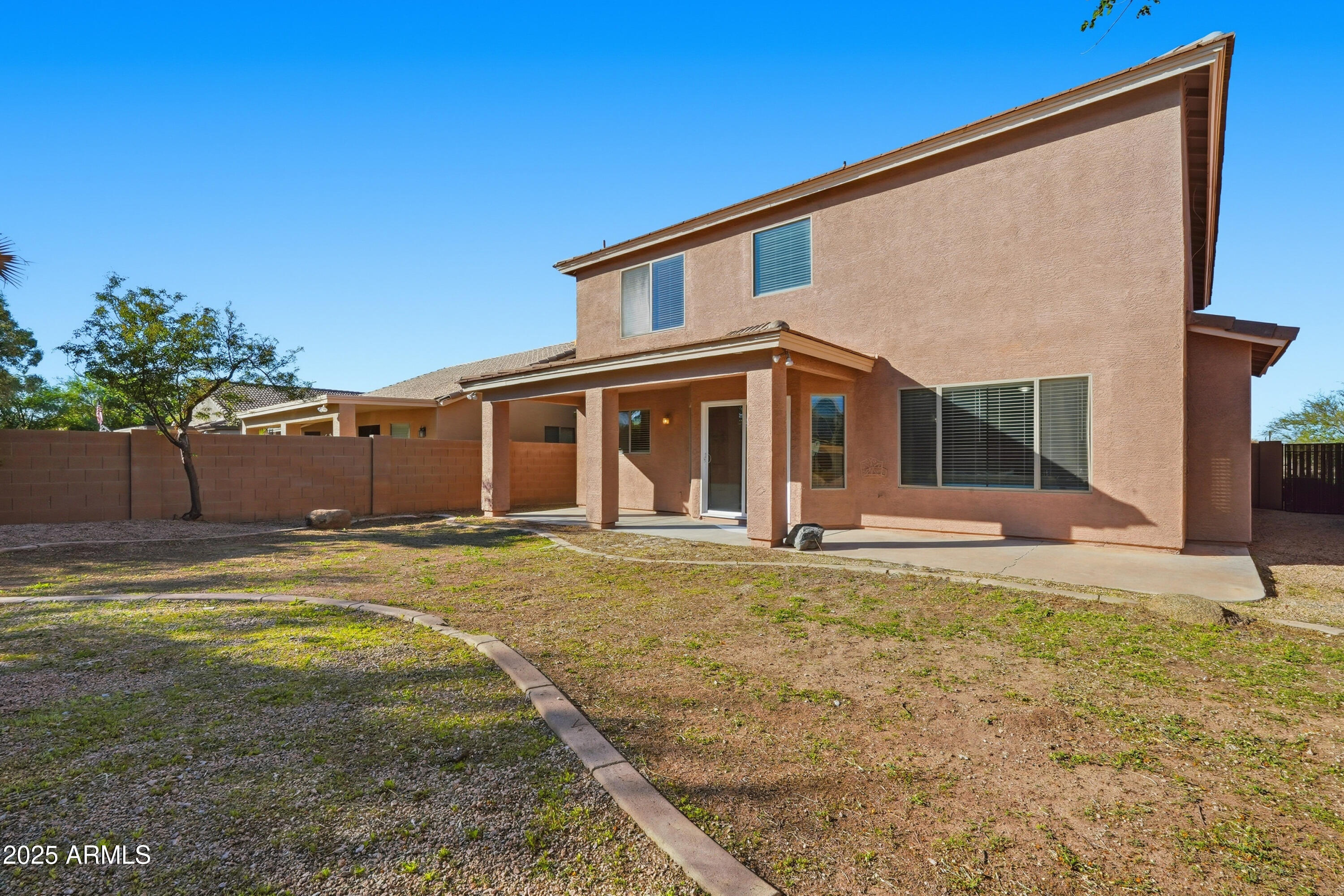 1810 N MCDONALD Street