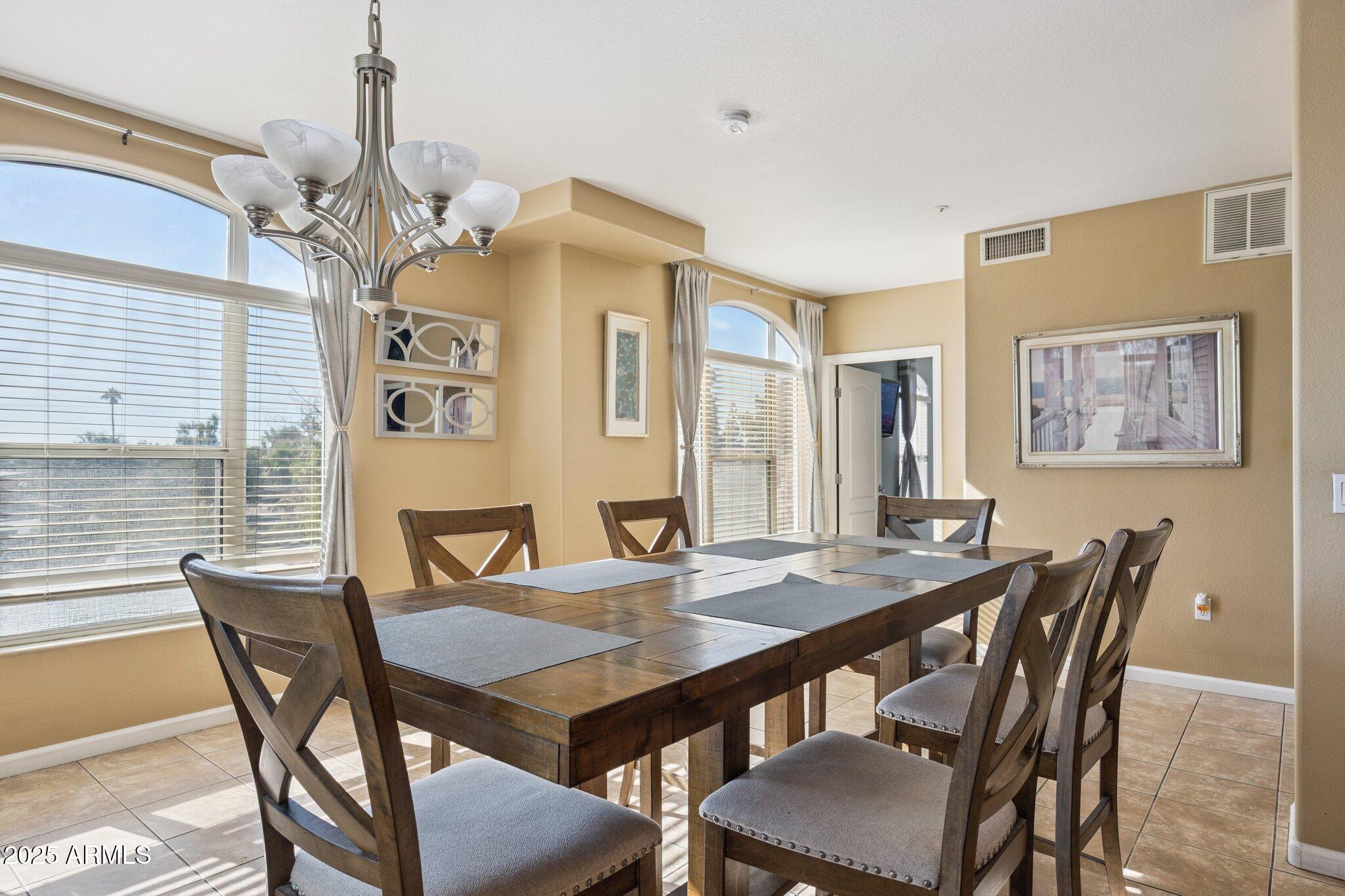 1081 W 1ST Street 16