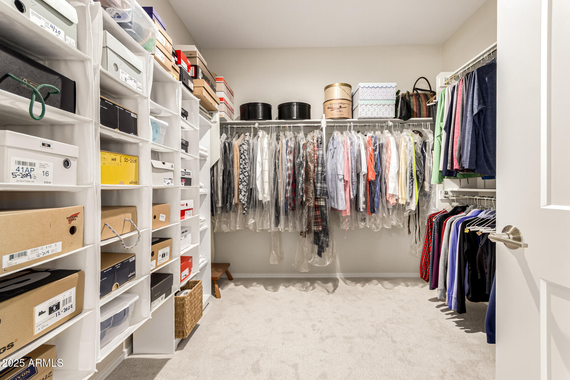 7674 W CACTUS WREN Way