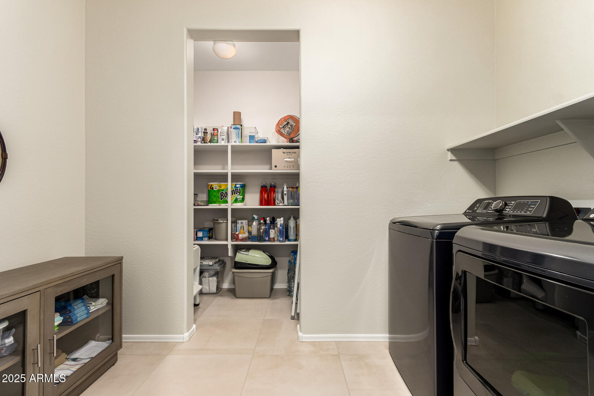 7674 W CACTUS WREN Way