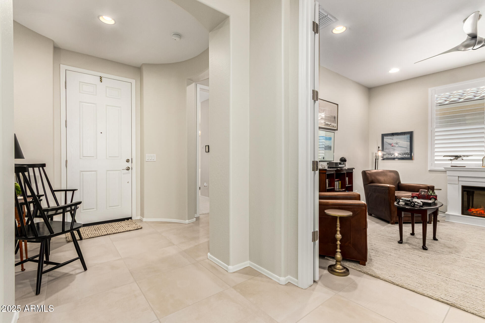 7674 W CACTUS WREN Way