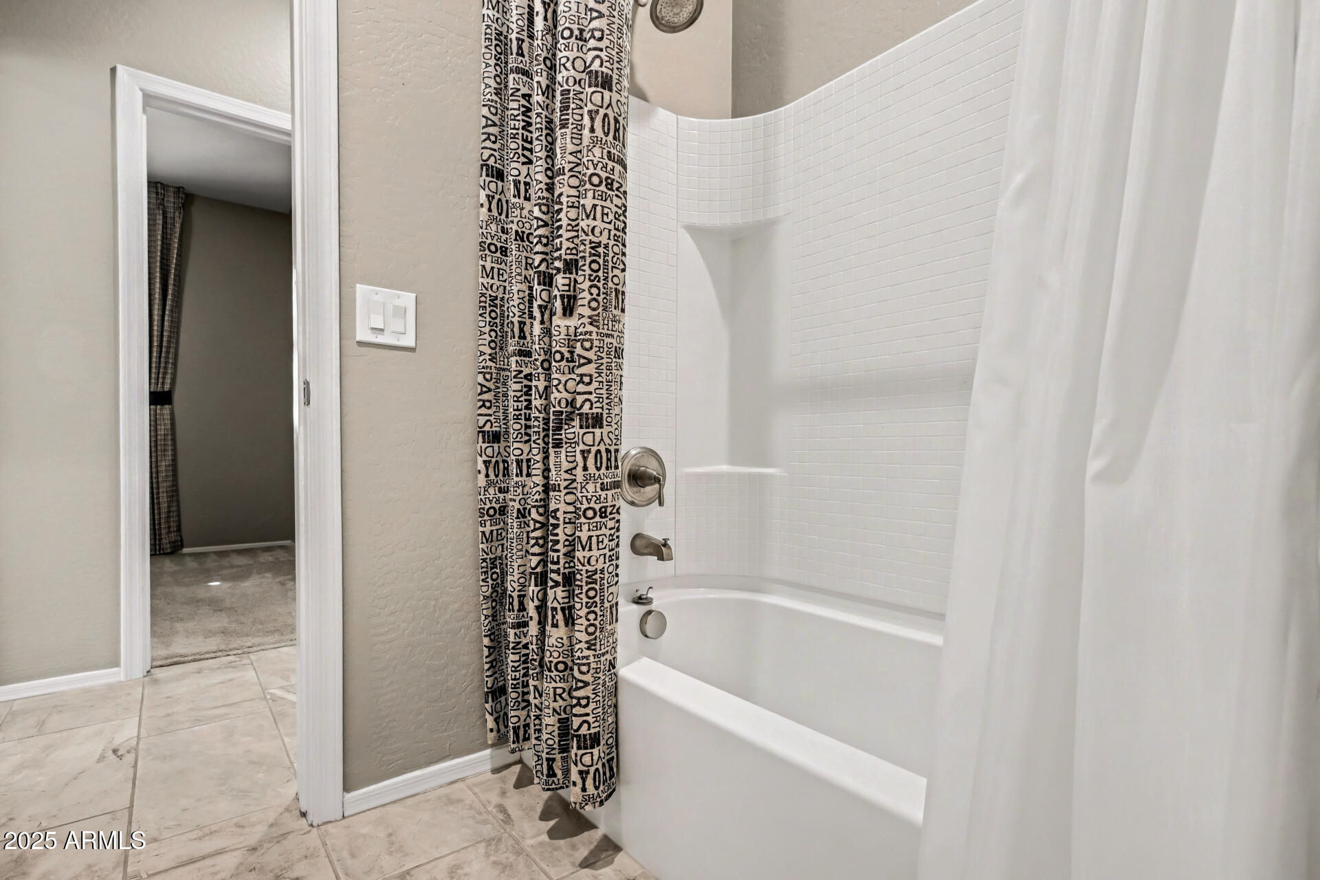 22630 E CREOSOTE Drive