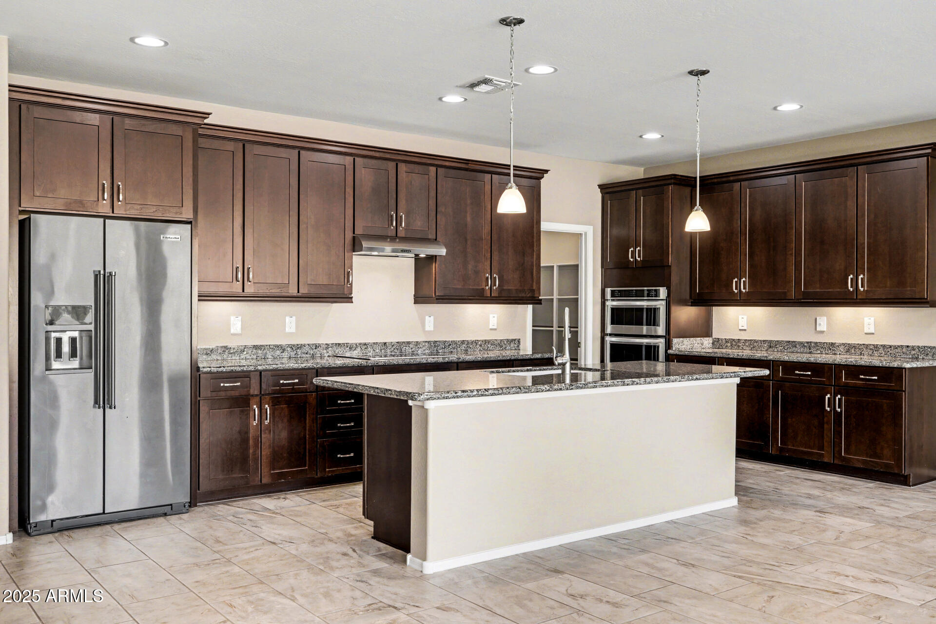 22630 E CREOSOTE Drive