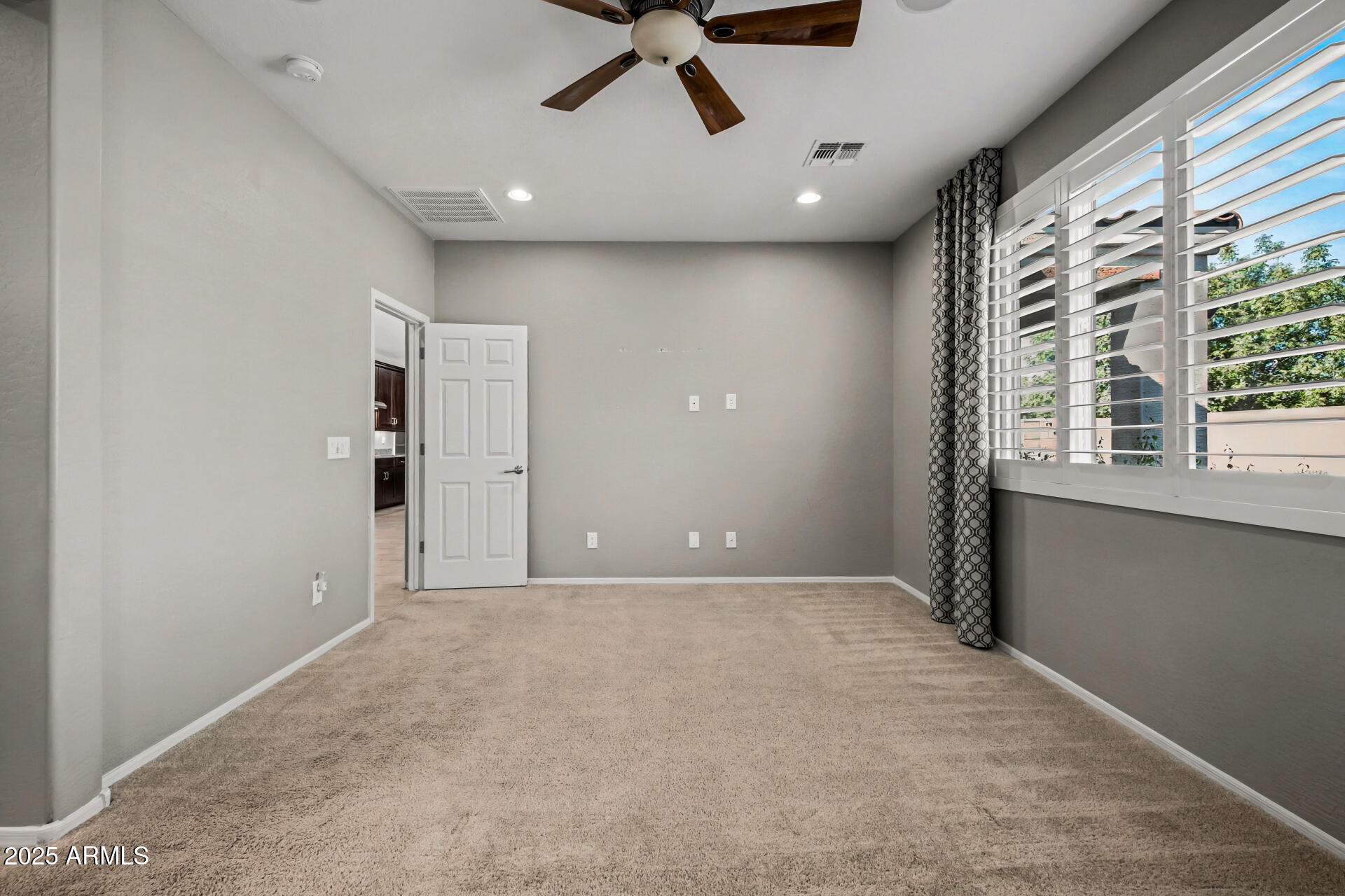 22630 E CREOSOTE Drive