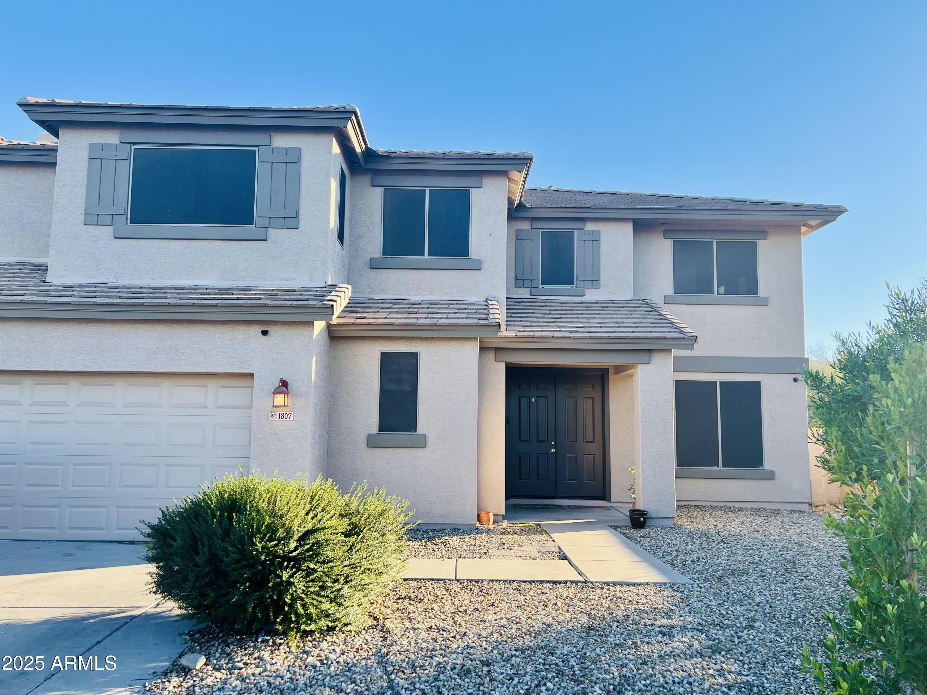 1807 E VALENCIA Drive