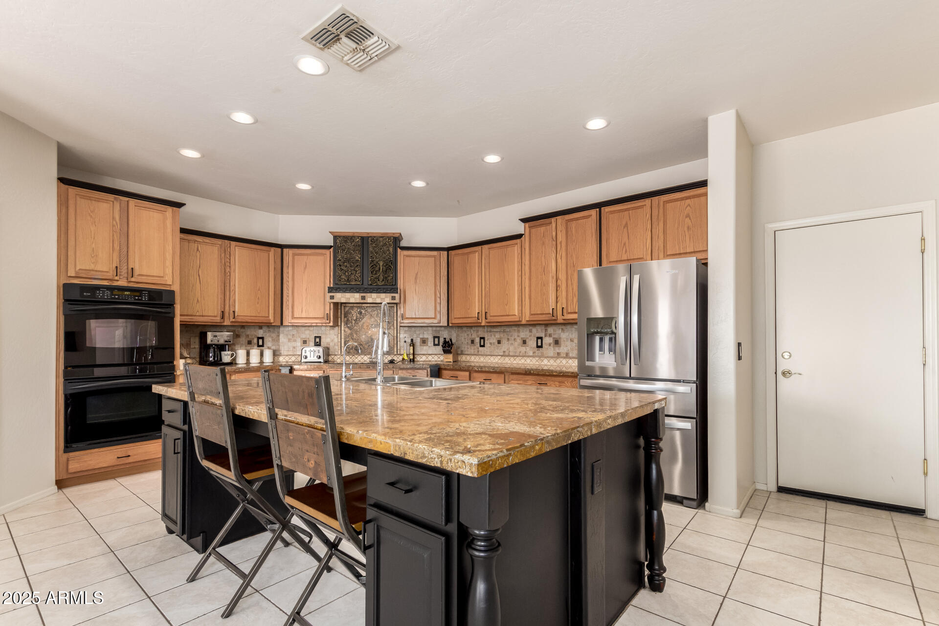 18402 E OAK HILL Lane